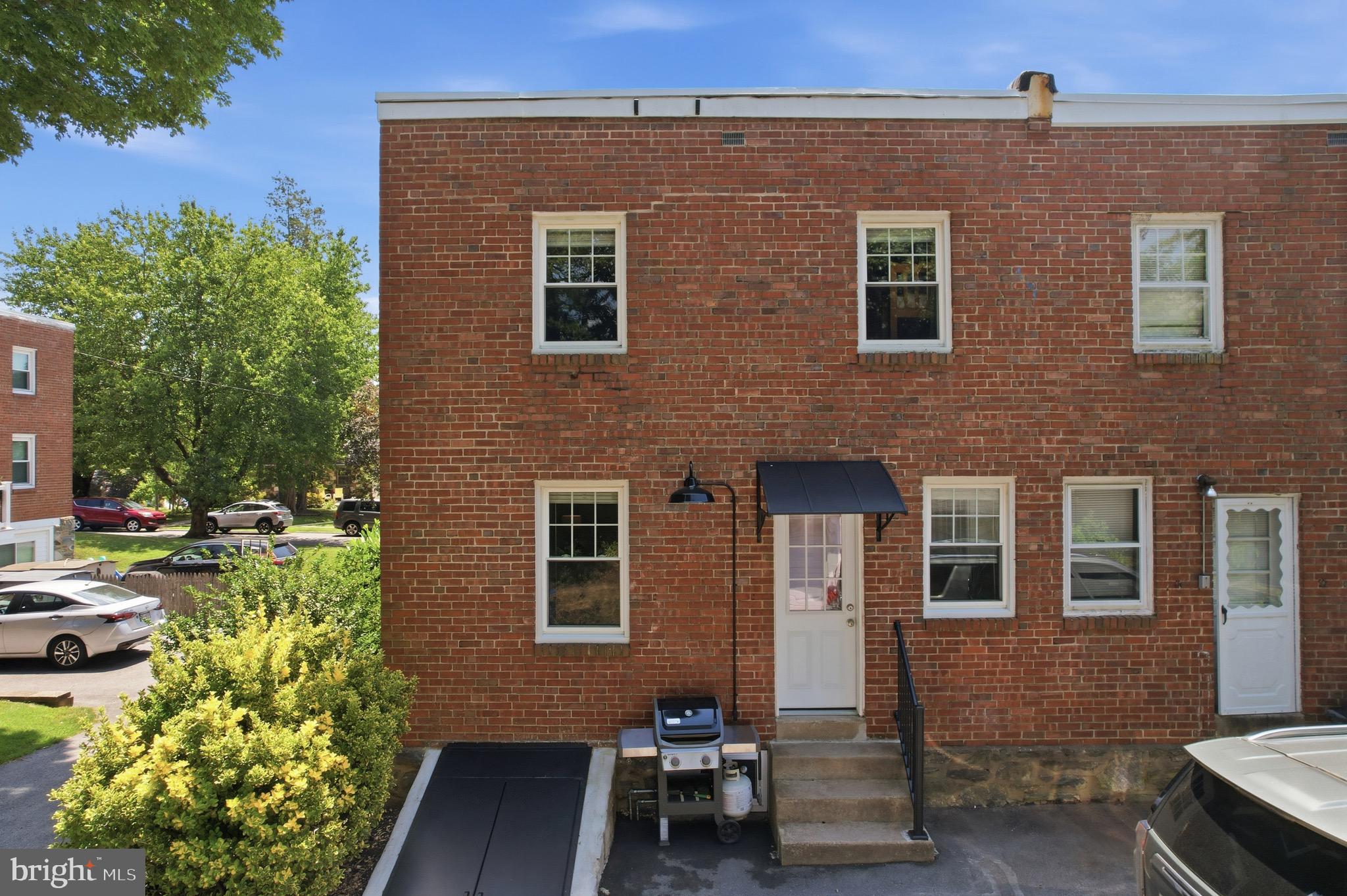 ARDMORE PARK - Residential