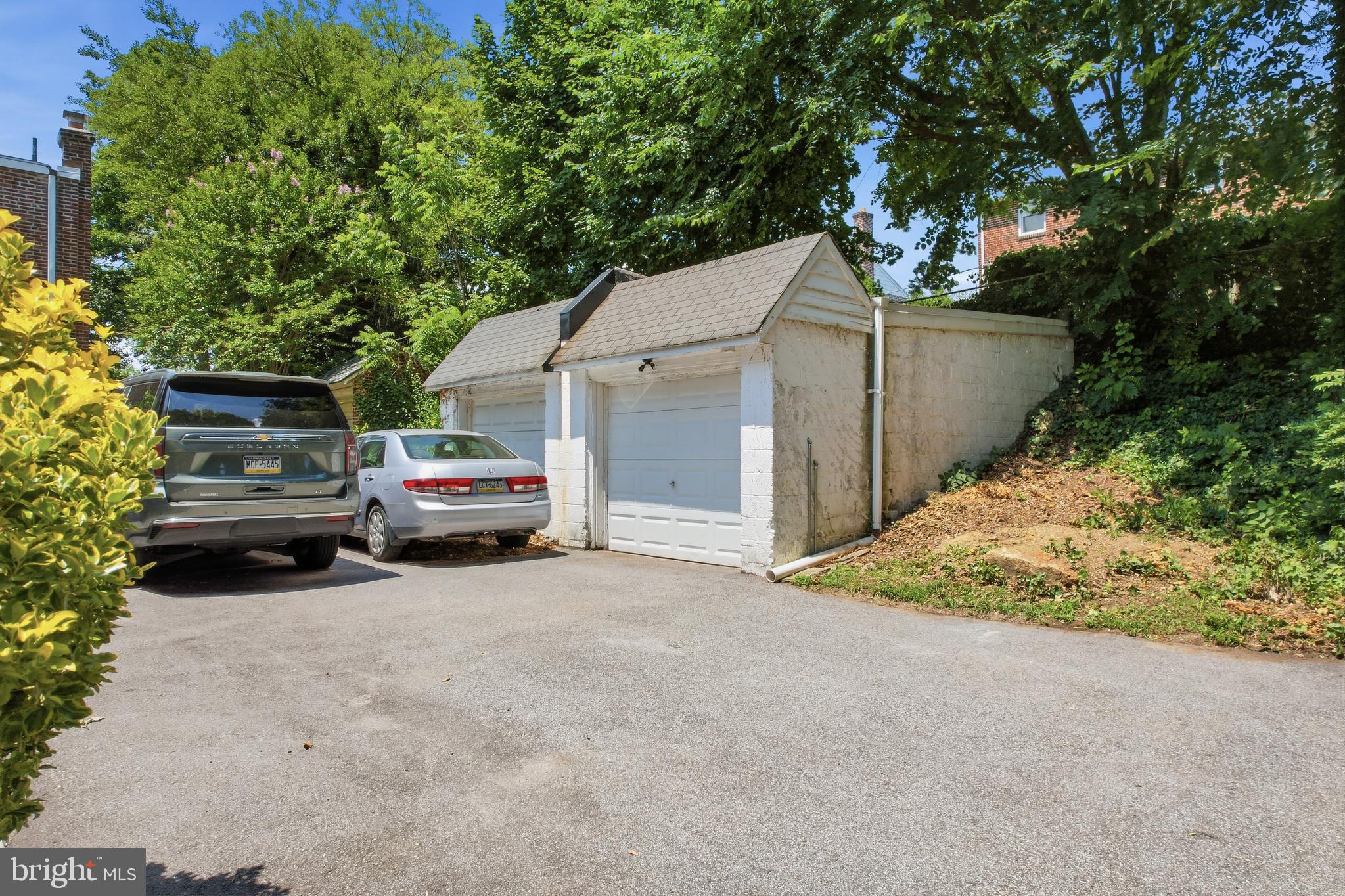 ARDMORE PARK - Residential