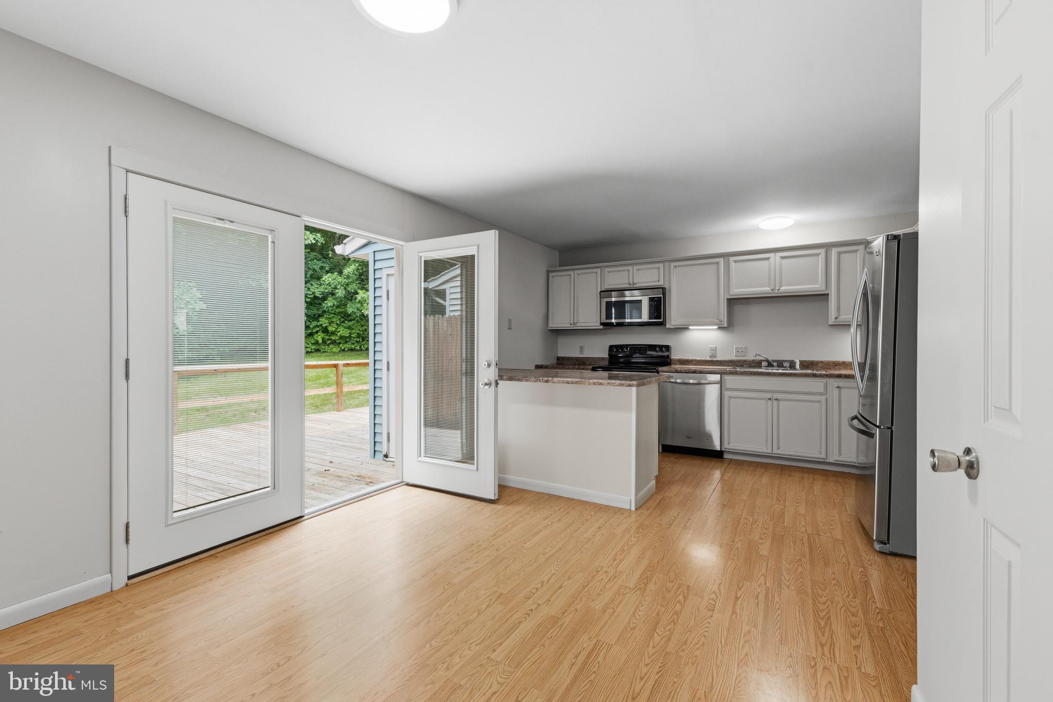 BREEZEWOOD FOREST - Residential