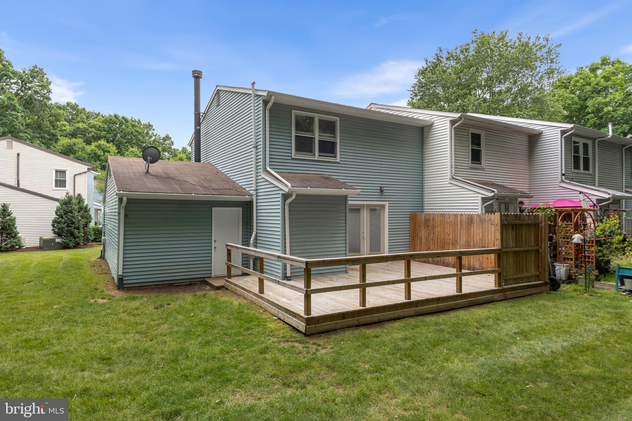 BREEZEWOOD FOREST - Residential