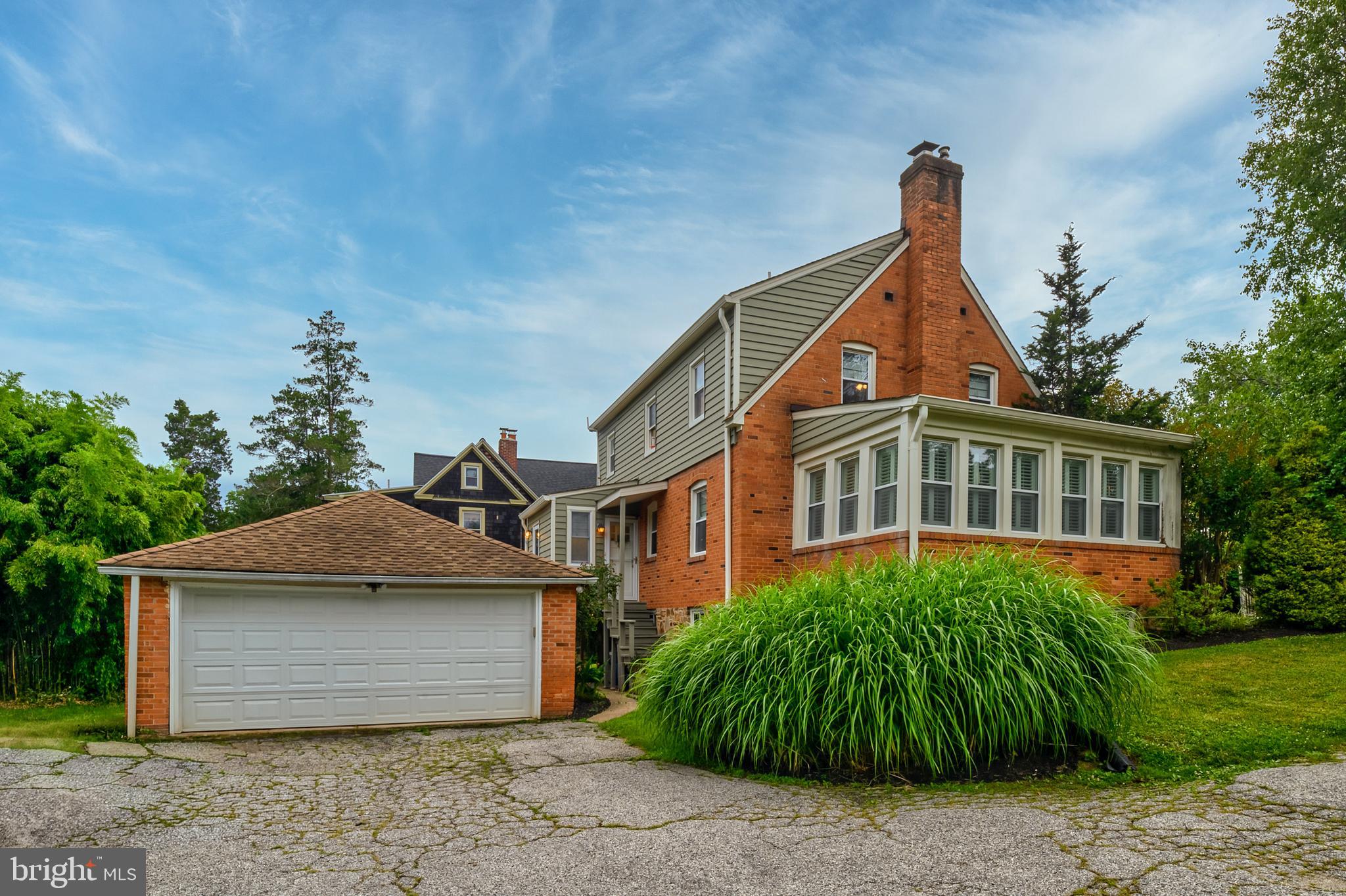 PIKESVILLE - Residential