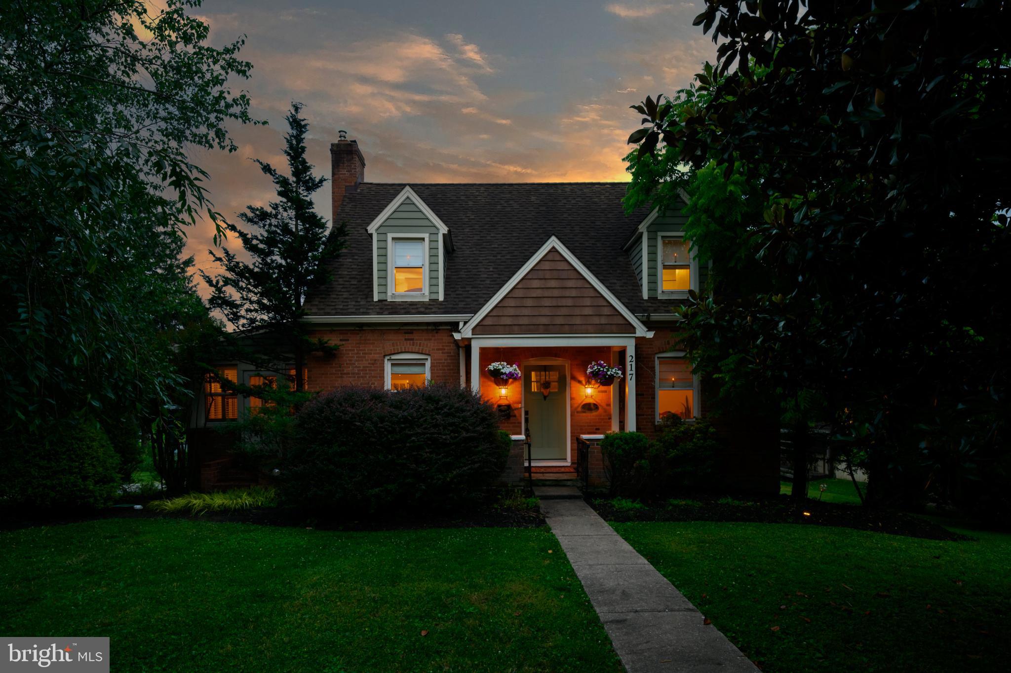 PIKESVILLE - Residential