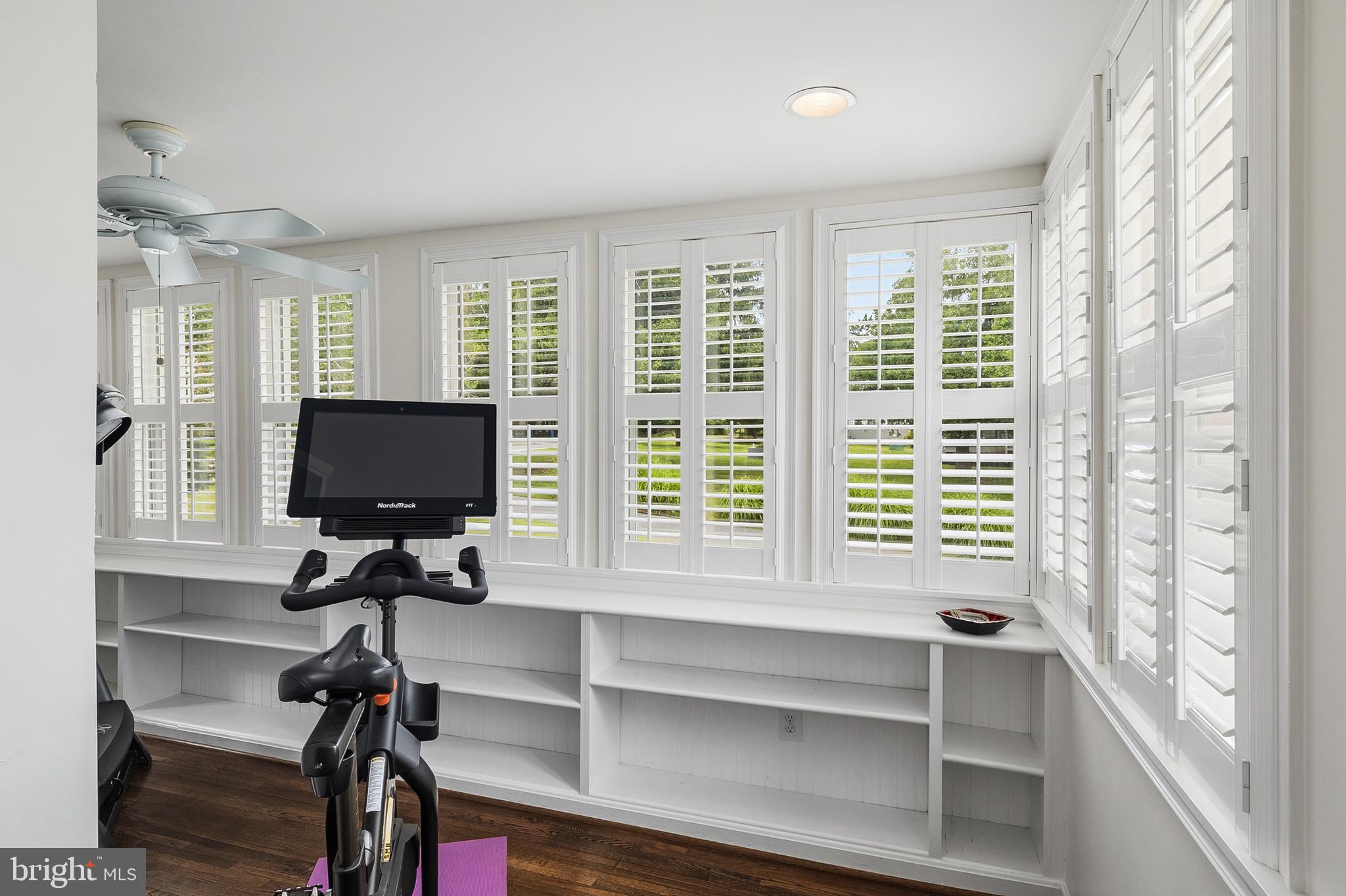 PIKESVILLE - Residential
