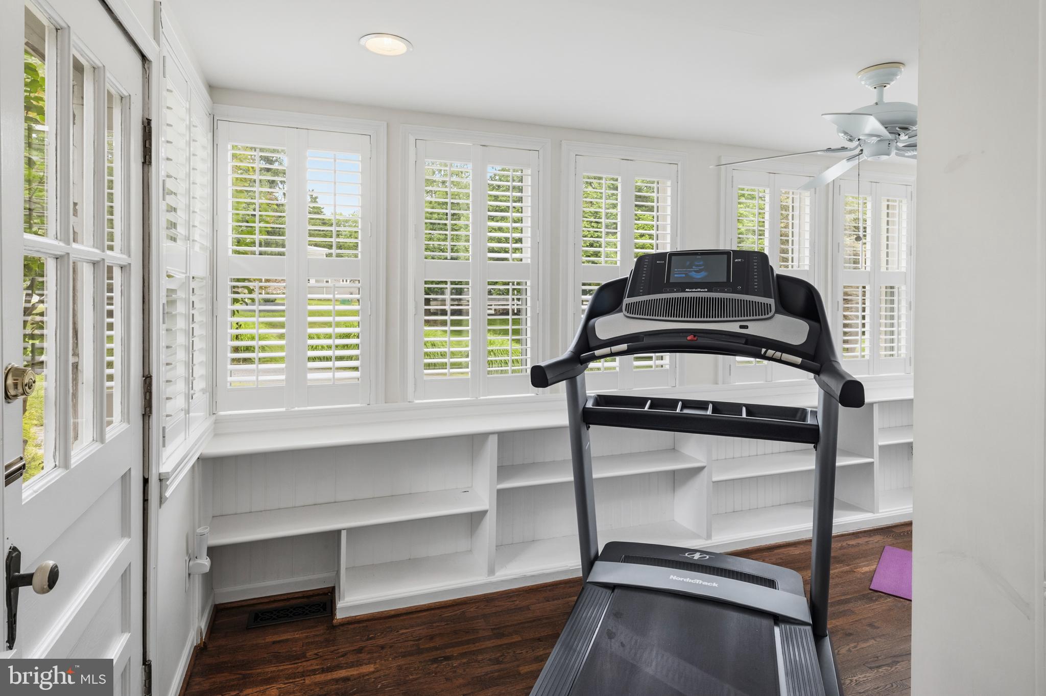 PIKESVILLE - Residential