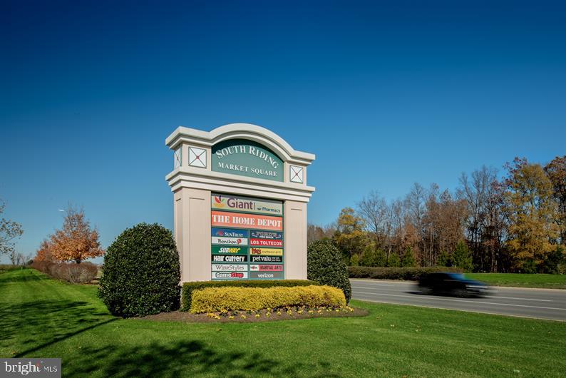 ARCOLA TOWN CENTER - Residential