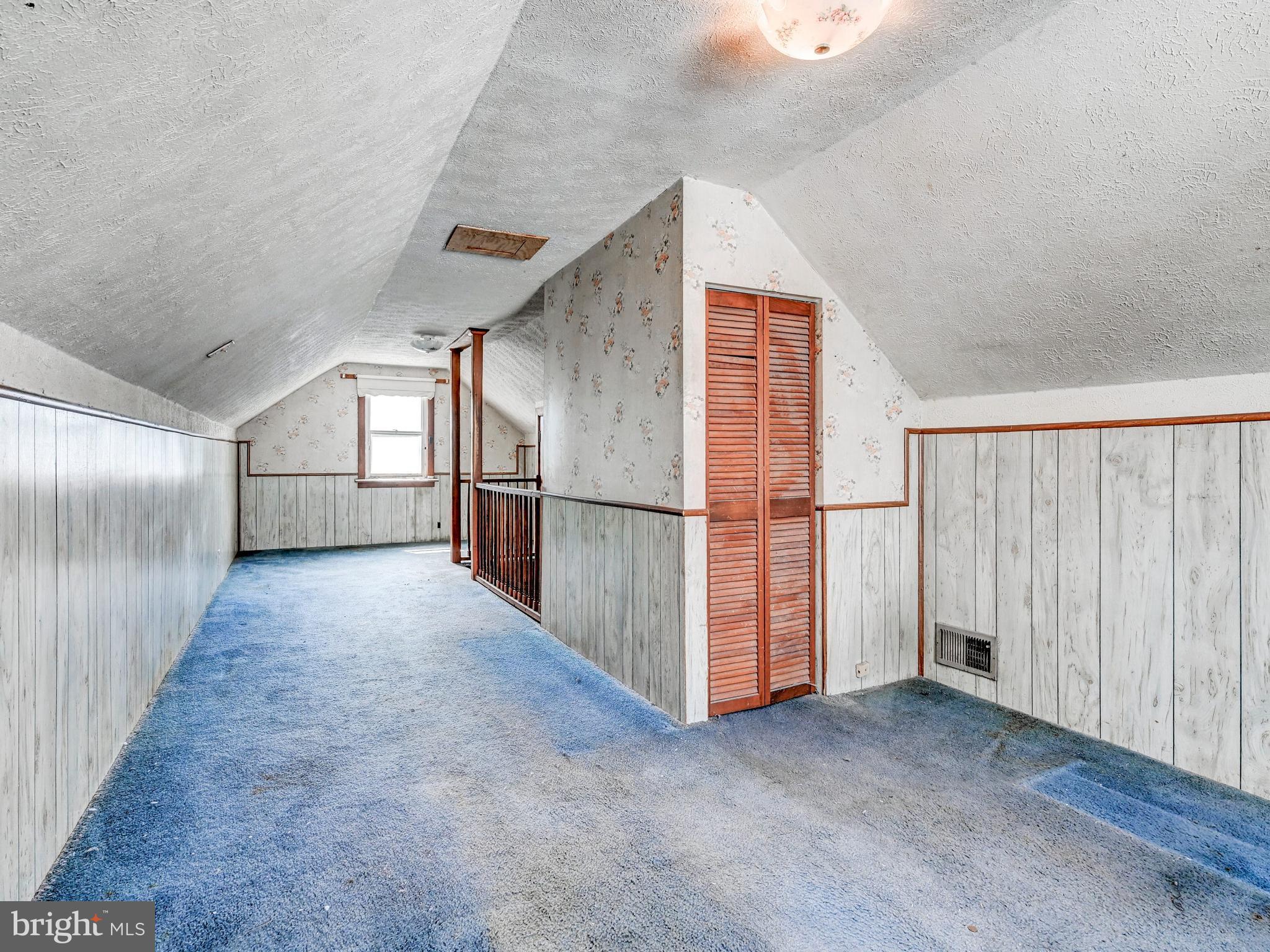 NORWOOD PARK - Residential