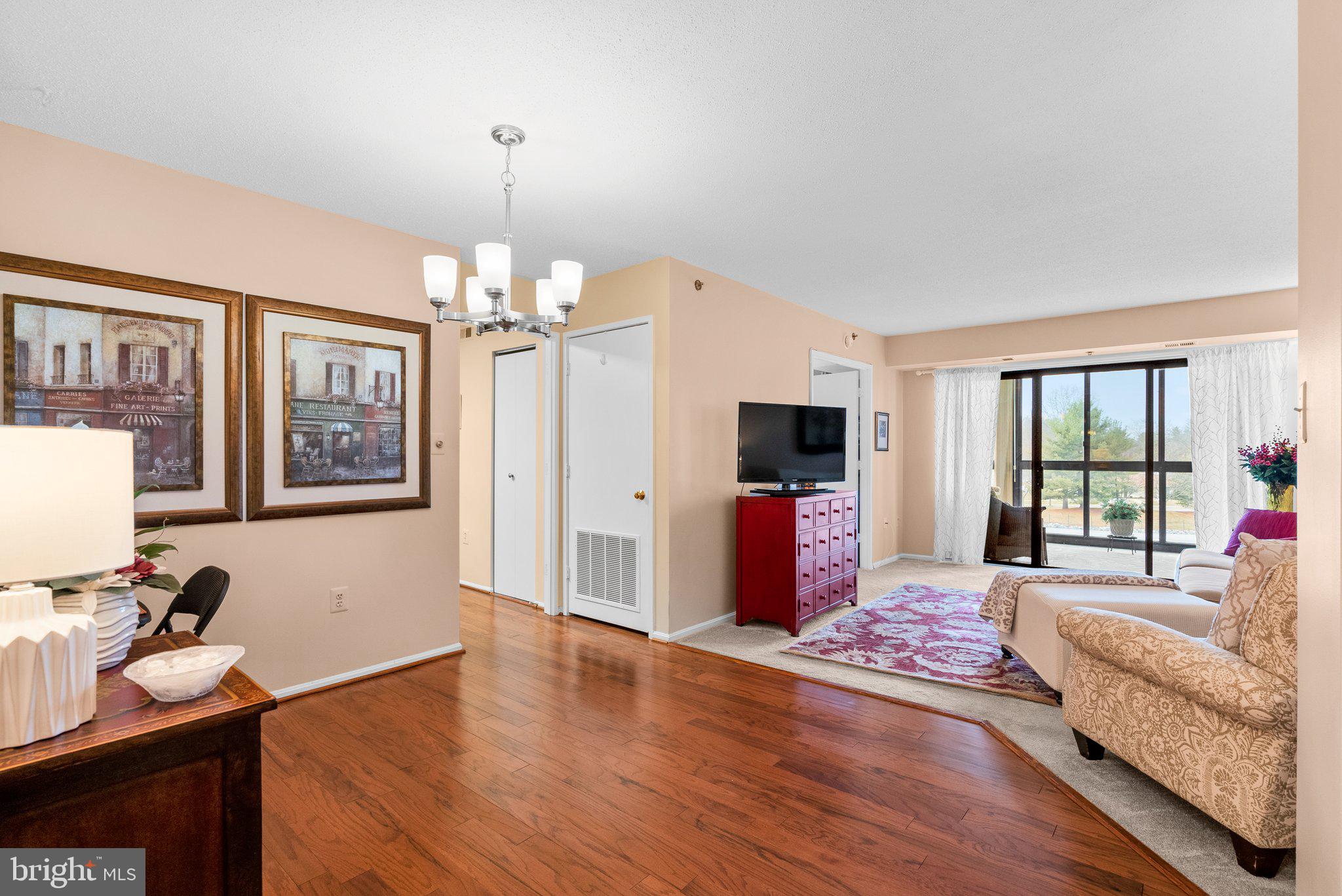 FAIRWAYS SOUTH - Residential
