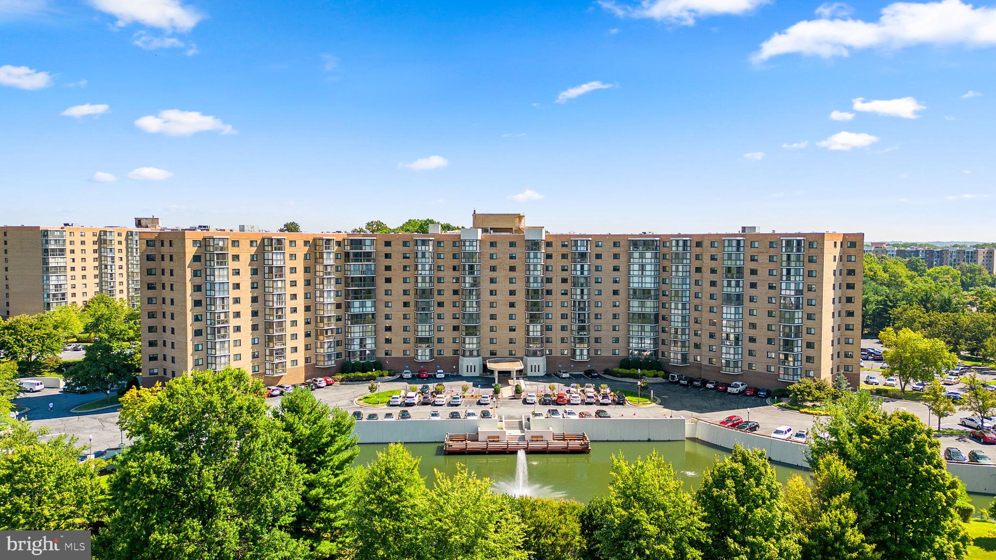 FAIRWAYS SOUTH - Residential