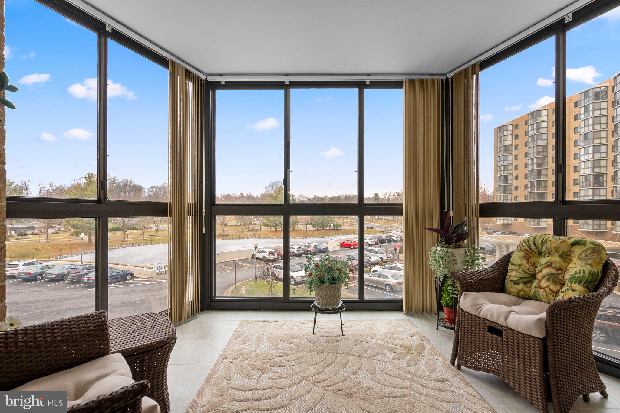 FAIRWAYS SOUTH - Residential