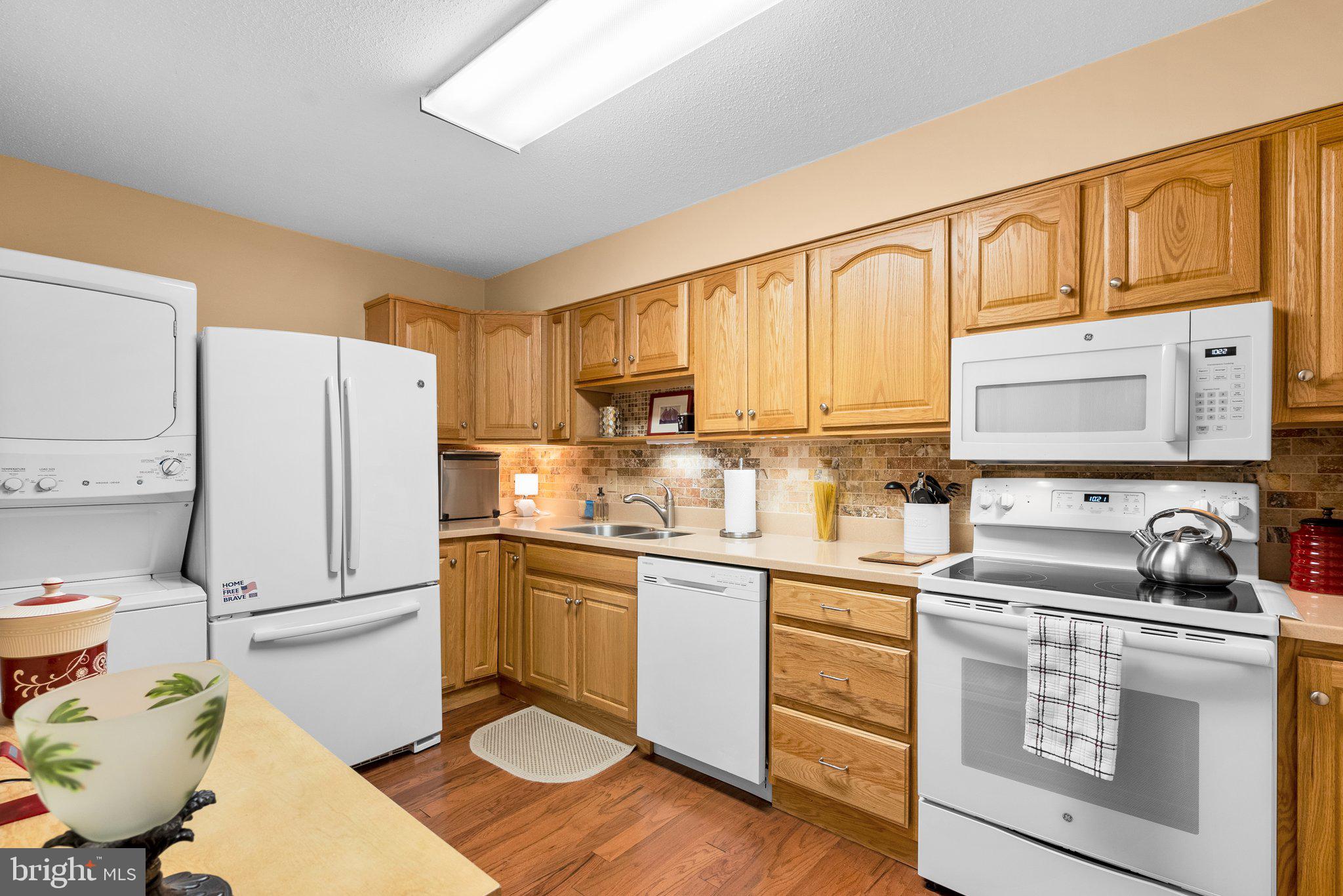 FAIRWAYS SOUTH - Residential