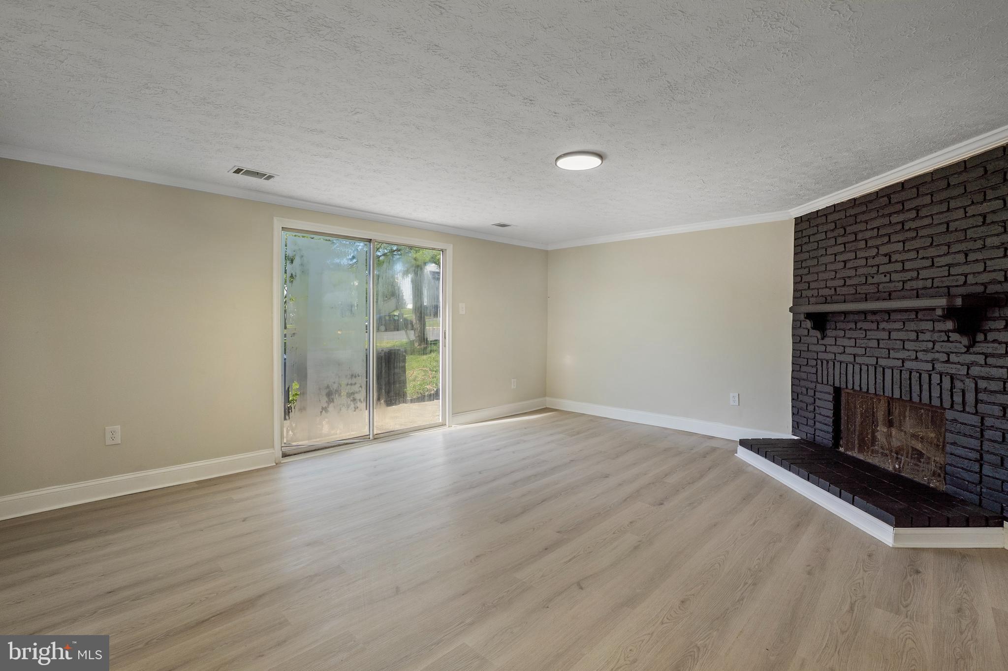 FRANKLIN RIDGE TOWNHOUSE - Residential