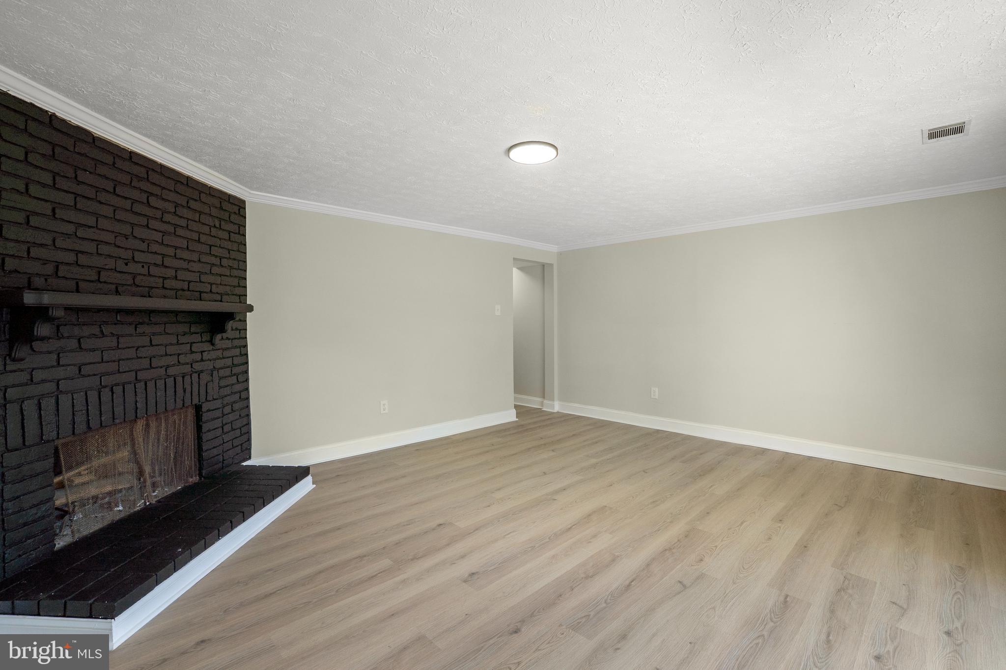 FRANKLIN RIDGE TOWNHOUSE - Residential