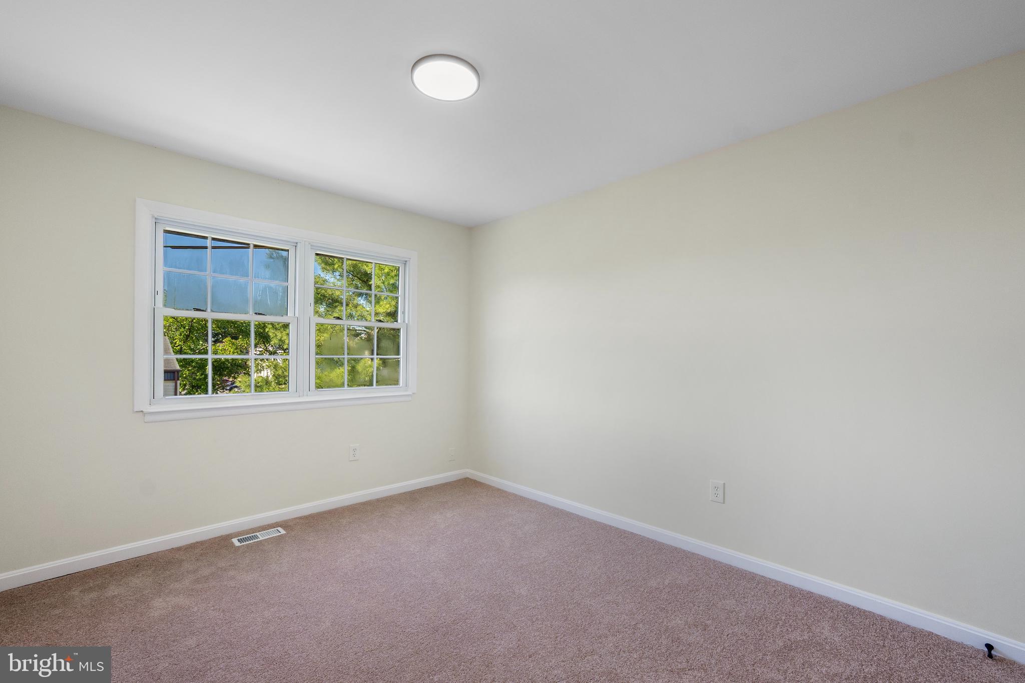 FRANKLIN RIDGE TOWNHOUSE - Residential