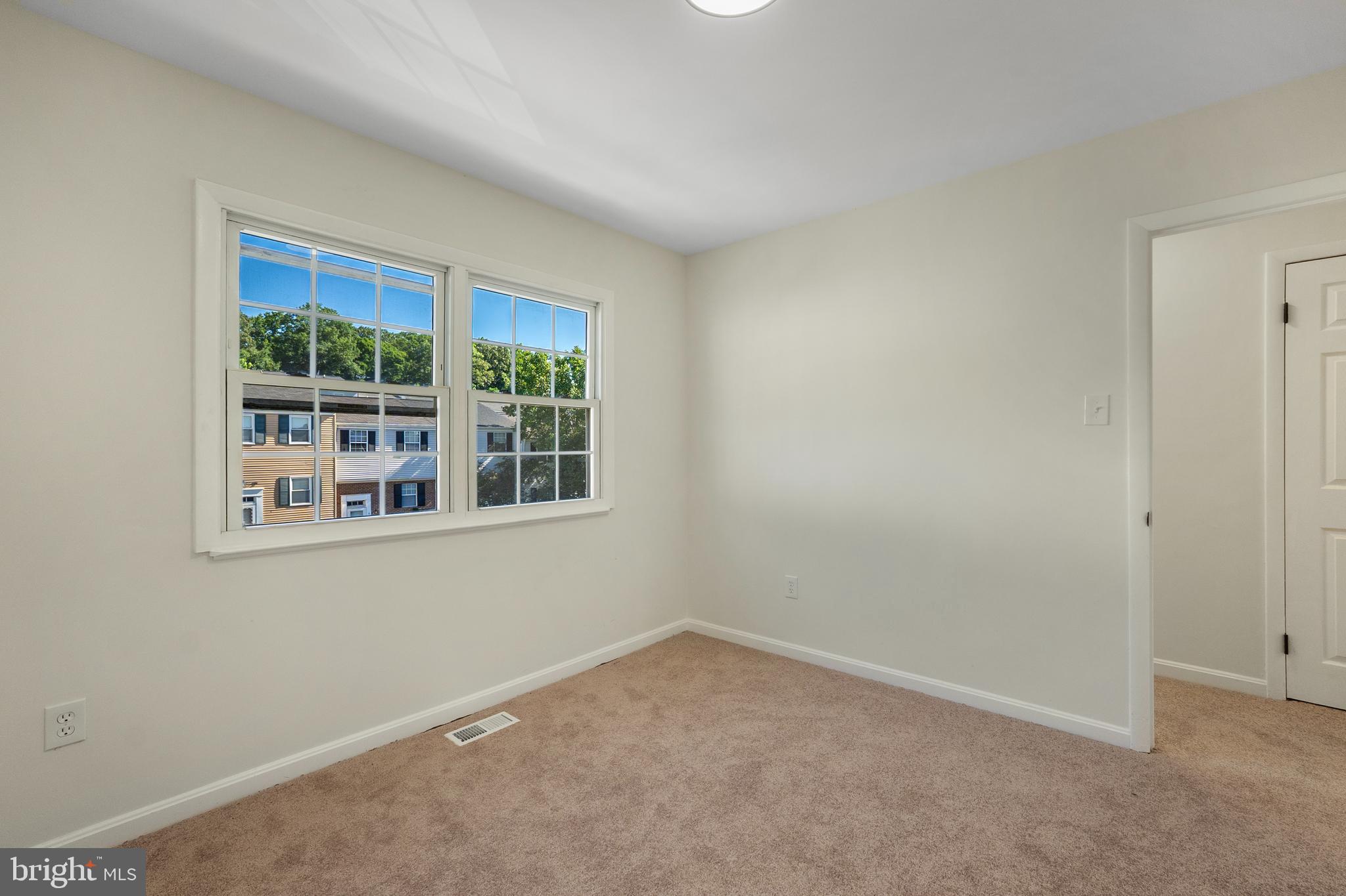 FRANKLIN RIDGE TOWNHOUSE - Residential