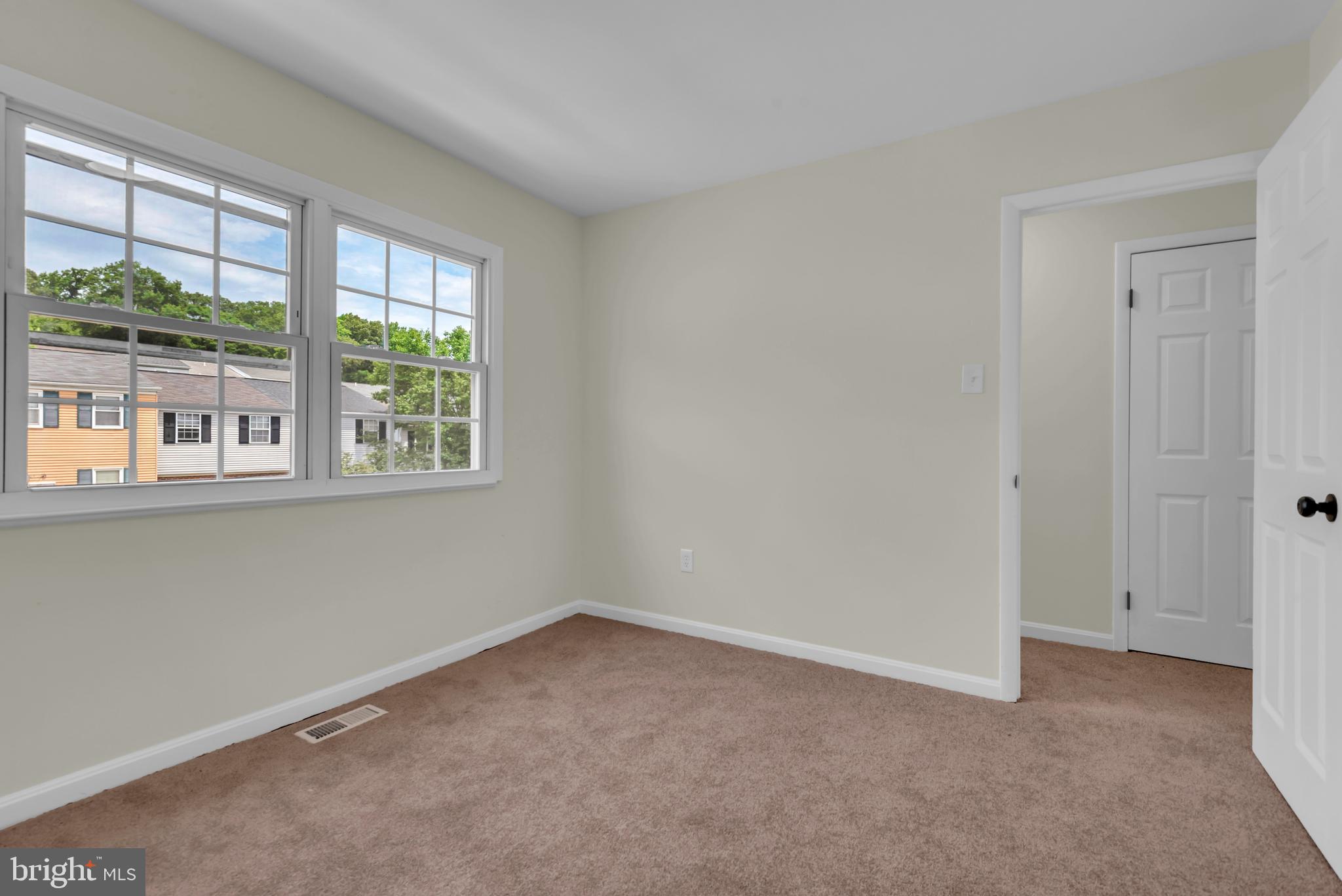 FRANKLIN RIDGE TOWNHOUSE - Residential