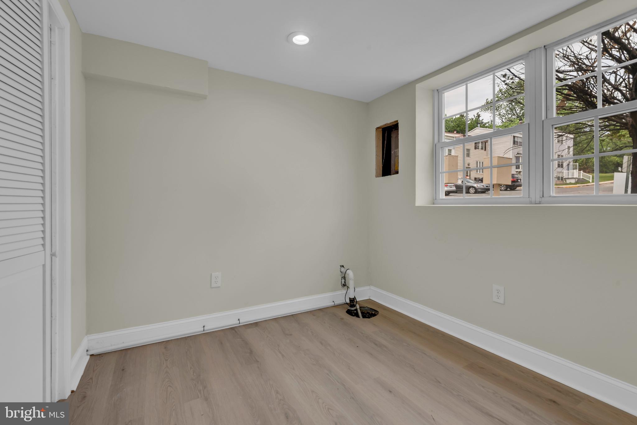 FRANKLIN RIDGE TOWNHOUSE - Residential