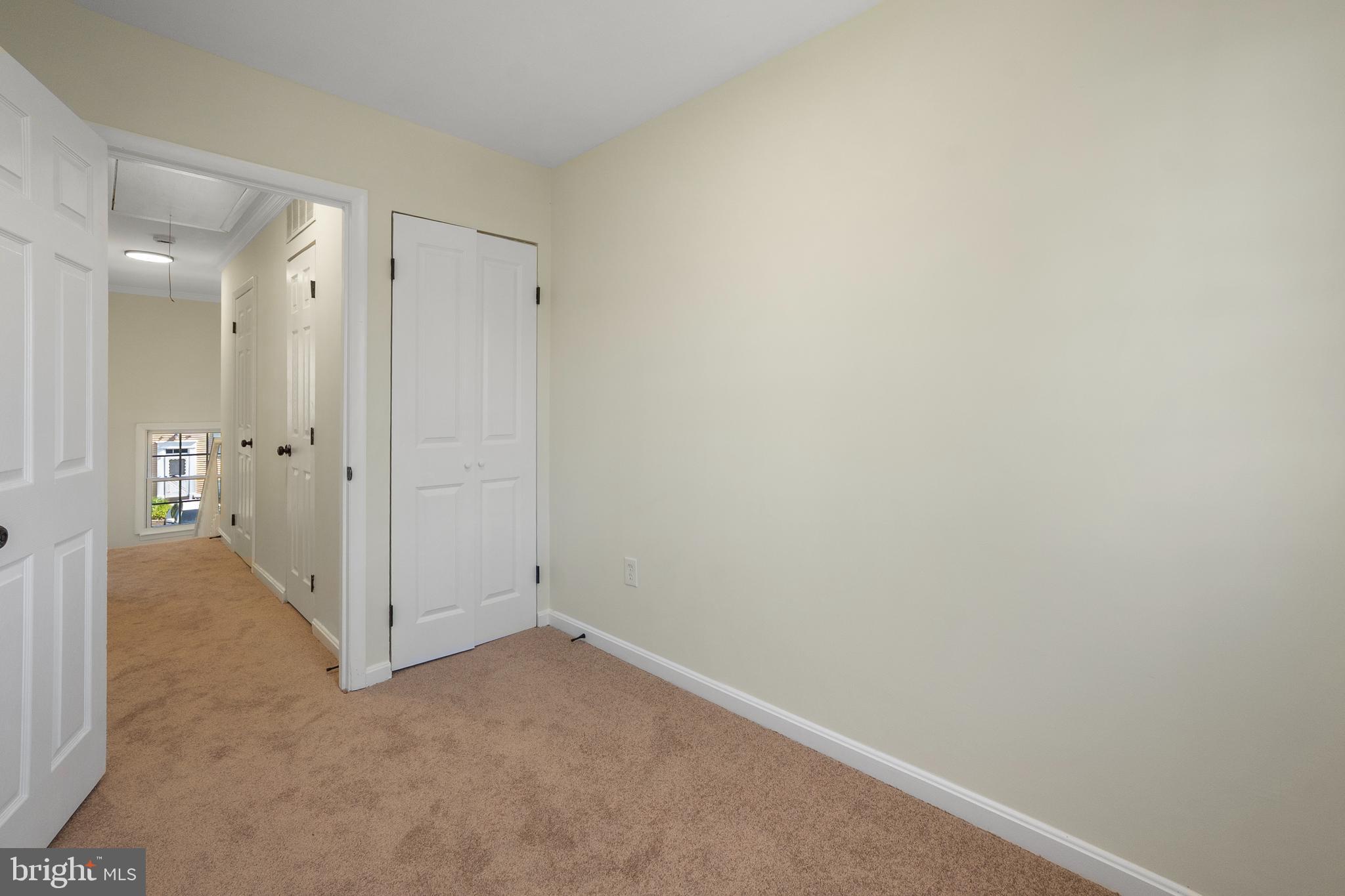 FRANKLIN RIDGE TOWNHOUSE - Residential