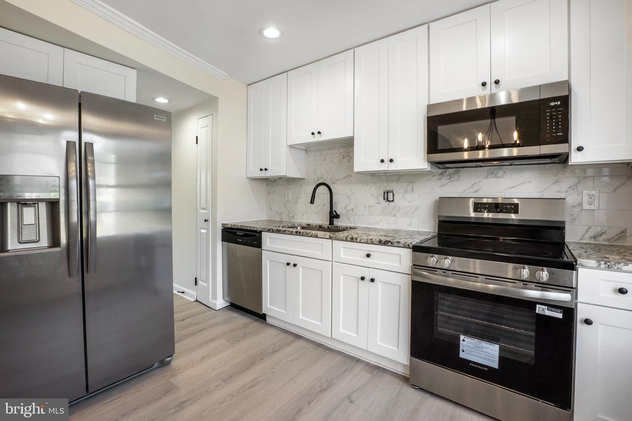FRANKLIN RIDGE TOWNHOUSE - Residential