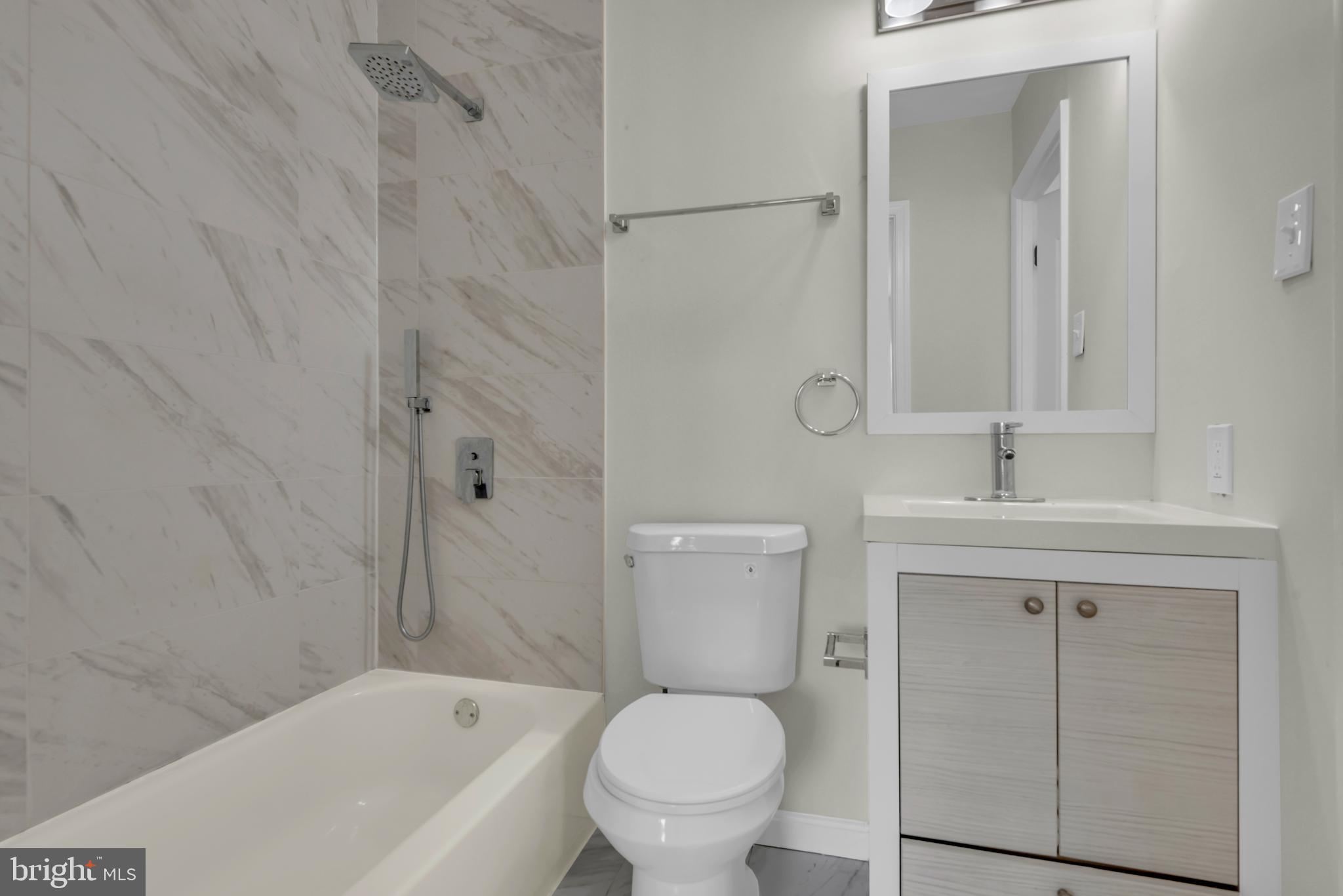 FRANKLIN RIDGE TOWNHOUSE - Residential
