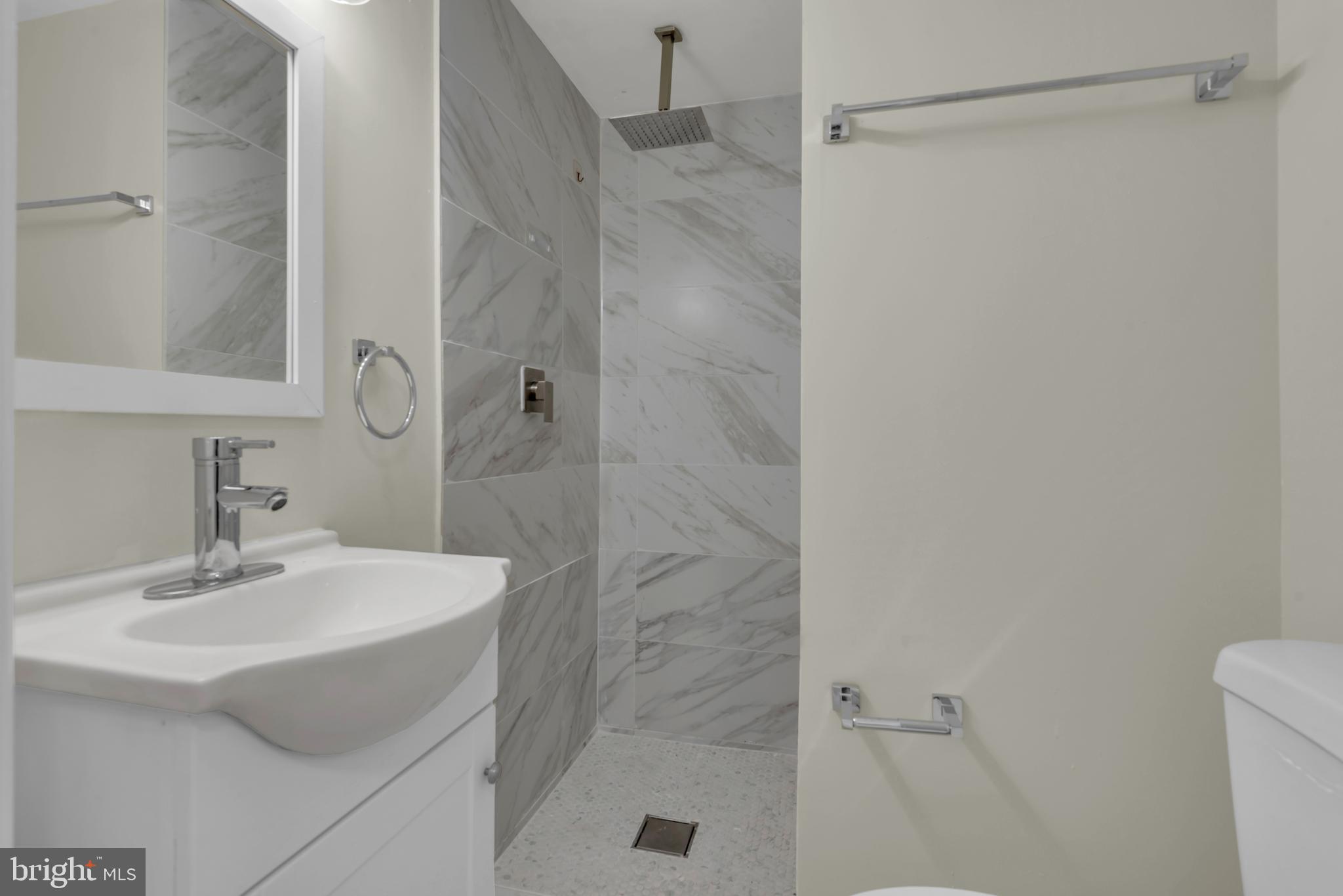 FRANKLIN RIDGE TOWNHOUSE - Residential
