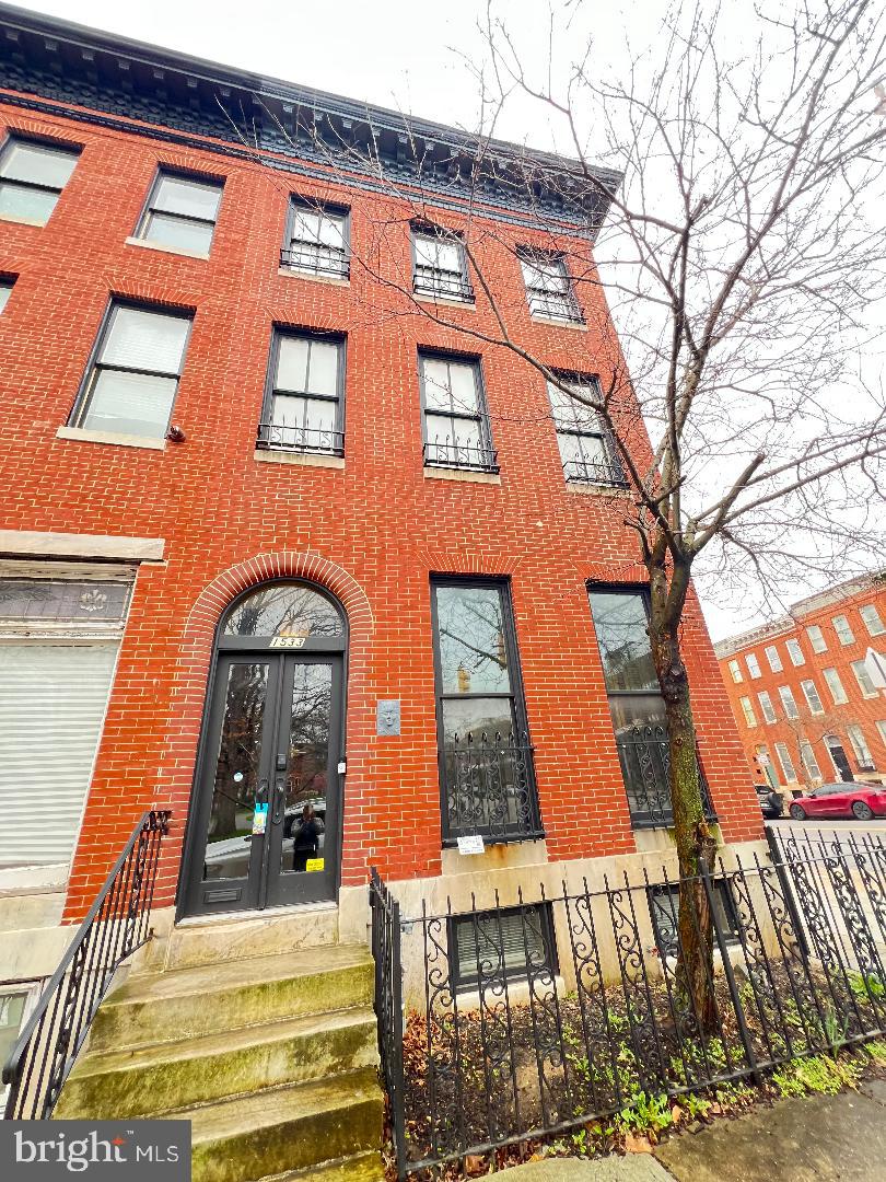 Renovated property, with 5 Bedrooms, 3Full bath, soaking tub, bathrooms with stall showers