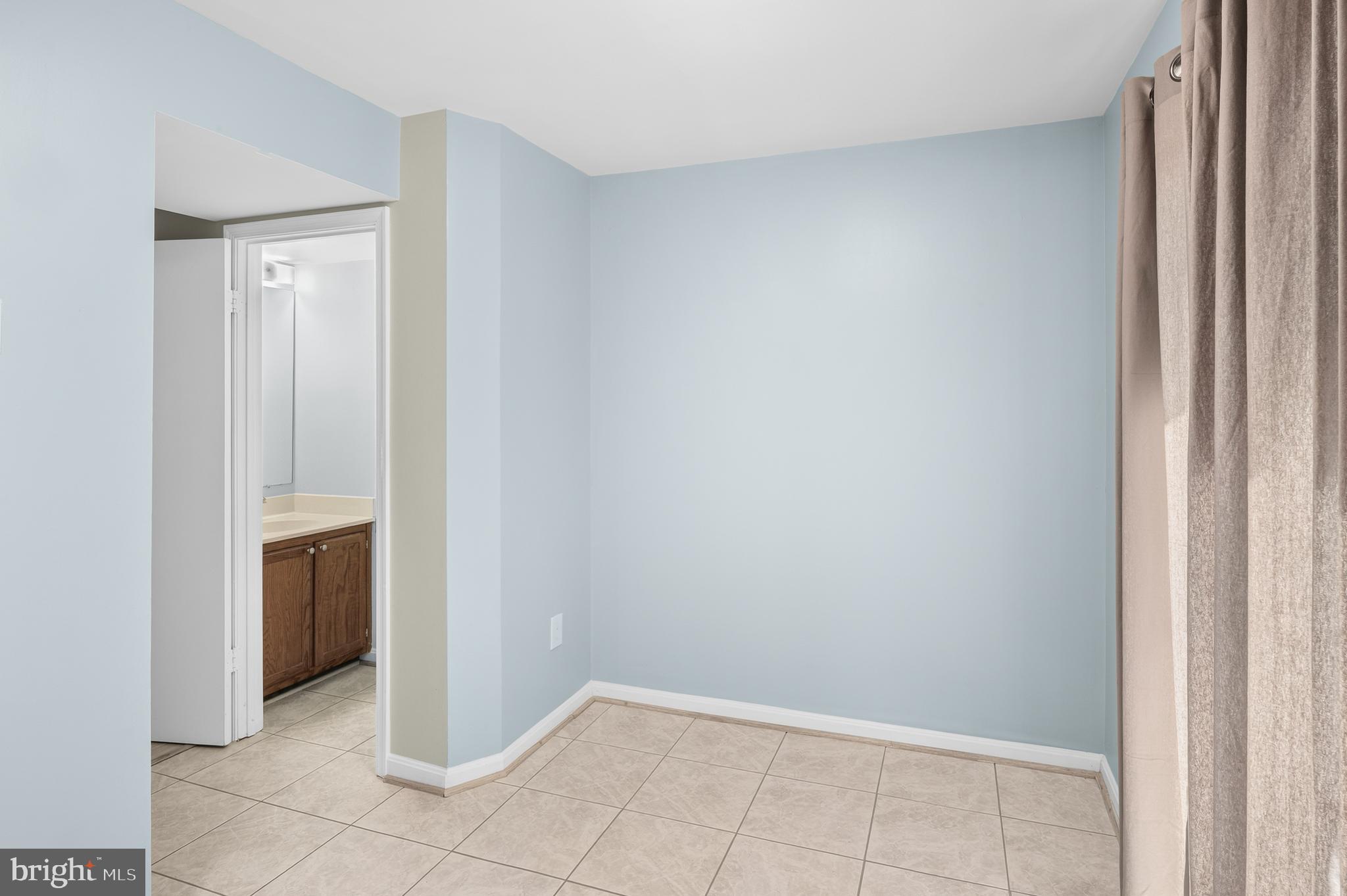 GLENSHIRE TOWNE - Residential