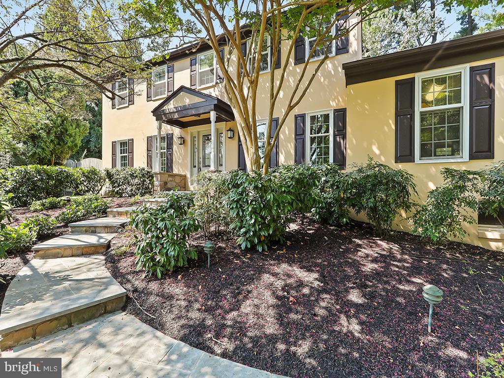 The nearly half-acre lot is fully fenced and gated, with an electric entry gate offering privacy and peace of mind.*

Your new home awaits on a quiet, cul-de-sac street moments from downtown Media, PA. This bright and stately home is inviting in all seasons, but Summer is when it absolutely shines! Sitting on nearly half - an - acre secured by a gated driveway and fencing around the property’s perimeter*, there are plenty of ways to enjoy the land - whether it’s floating on a raft in the heated in-ground pool, grilling on the newly built deck, or tending to your garden.

Inside, the spacious foyer opens to a formal living room and dining room, both with refinished hardwood floors and resplendent with natural light. The eat-in kitchen features stainless appliances, a large pantry, and plenty of space to move around. Adjacent to the kitchen, there is an over-sized extra refrigerator and freezer on the way to the first of two home office suites both with custom built-in cabinetry and intricate woodwork. This wing of the home also houses the laundry room and a full bath, which creates options for a myriad of living arrangements.

Upstairs, the primary suite offers two walk-in closets and an oversized bath. Three additional bedrooms and a full bath with tub complete the upper level. An abundance of storage and closet space on this level - and throughout the whole house - means everything will have a place.

The finished lower level includes a recreation room, full bath, and additional bedroom. Access to your two-car garage from this level makes going from your car to your home convenient no matter the weather. Under 1.5 miles to the heart of Media with its award-winning restaurants and shops. Moments from the train station, close to I-476, and a short drive to PHL International Airport.


*Please note that most photos are from the previous listing. The property now is fully fenced in with an electric gate at the beginning of the driveway and an additional safety fence around the pool.*