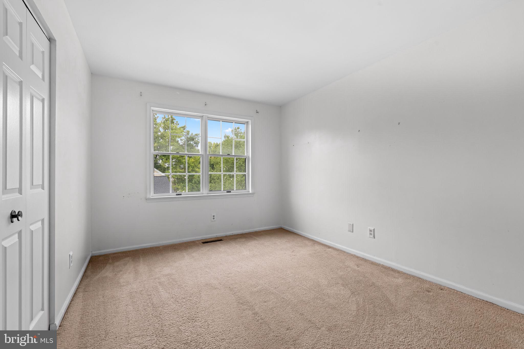 HUNT RIDGE - Residential