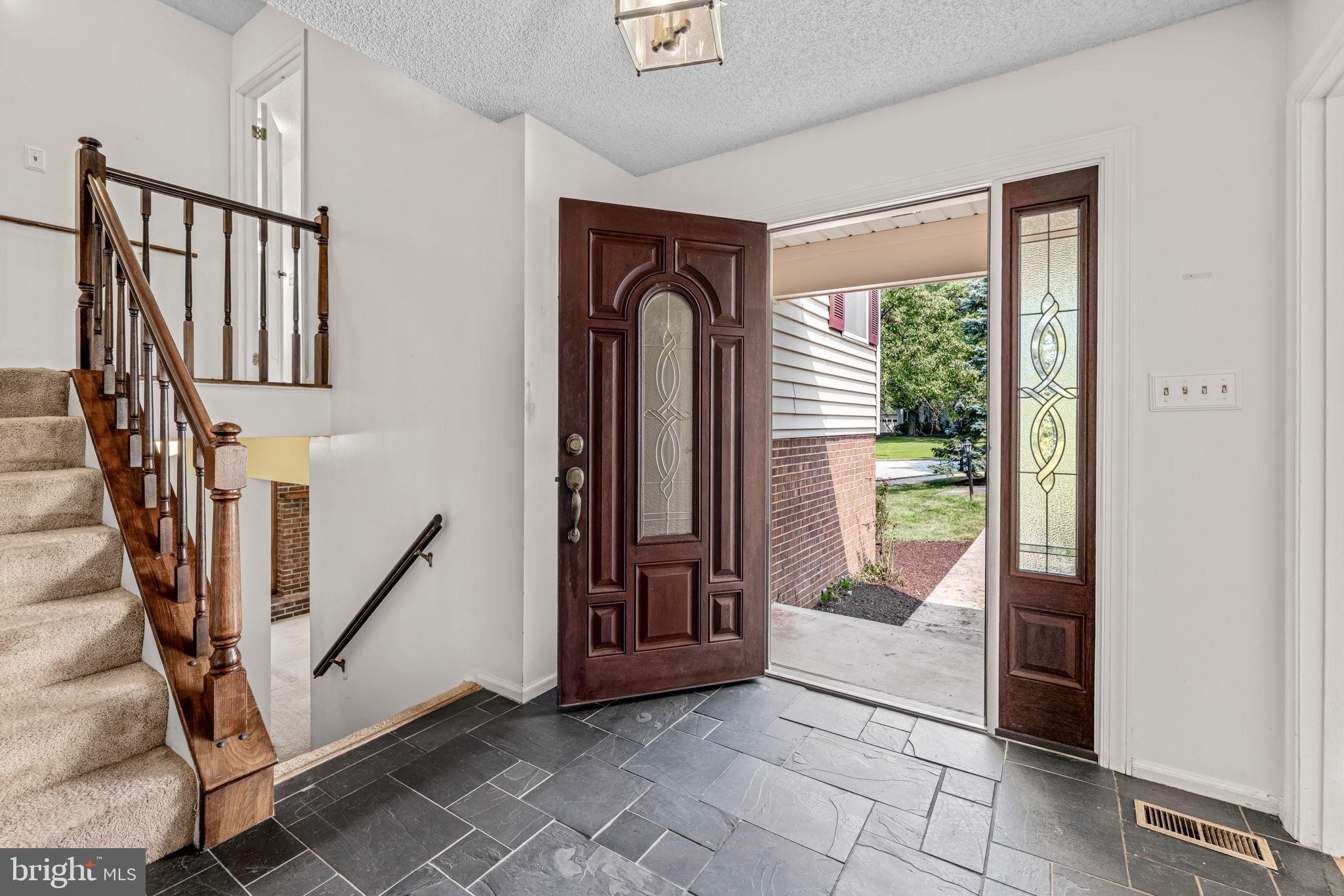 HUNT RIDGE - Residential