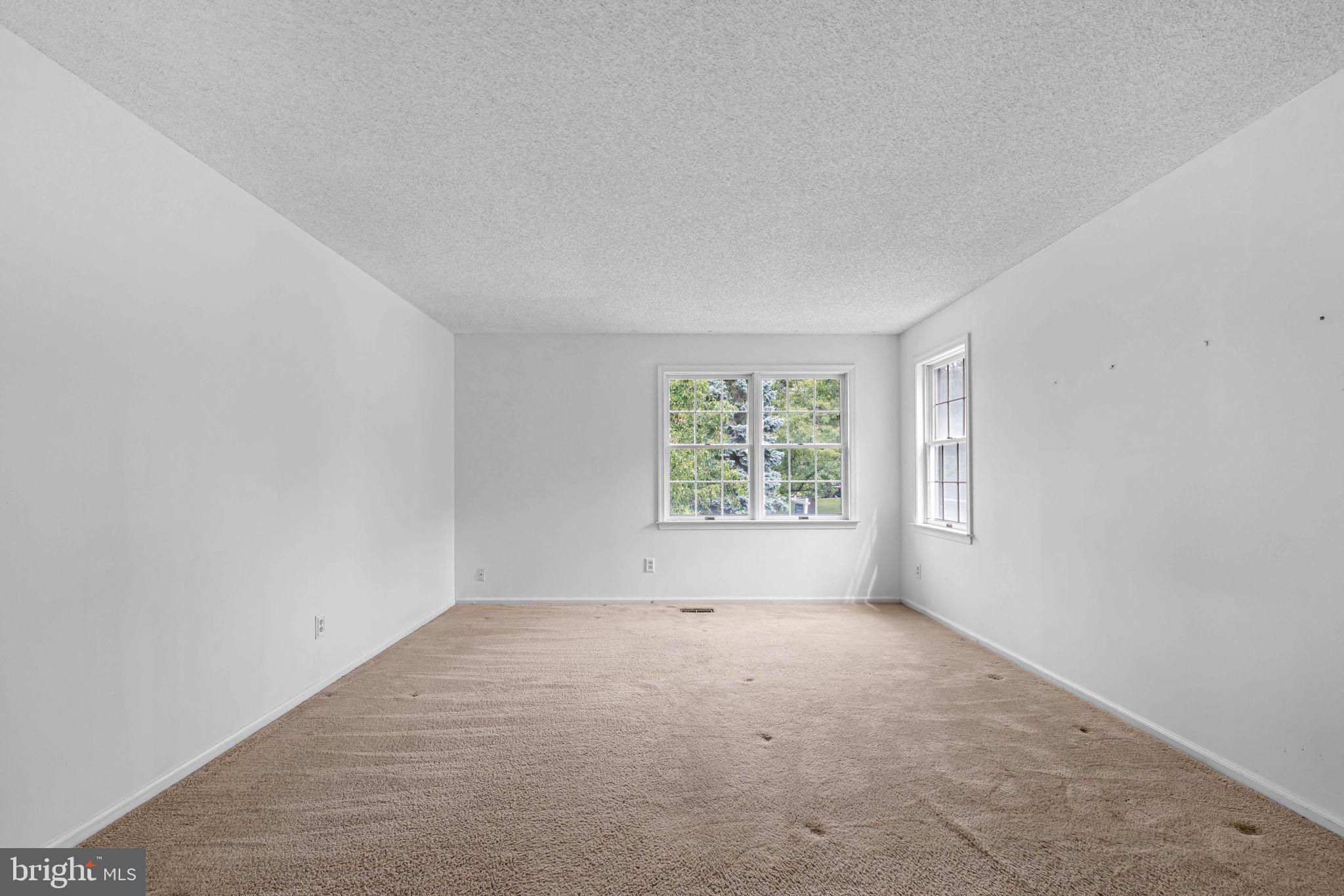HUNT RIDGE - Residential