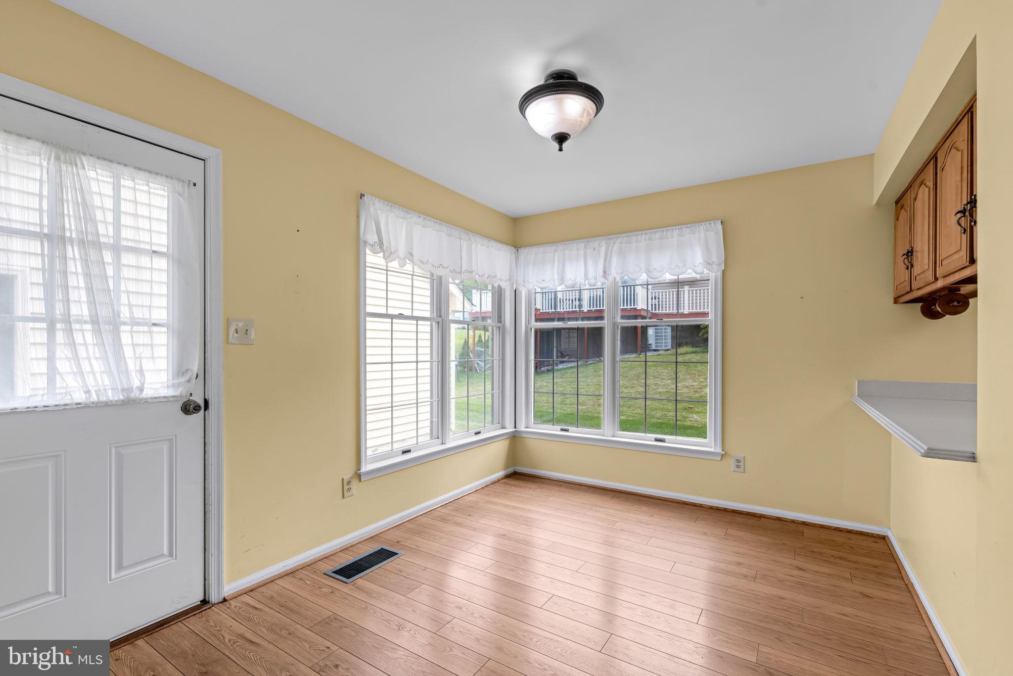 HUNT RIDGE - Residential