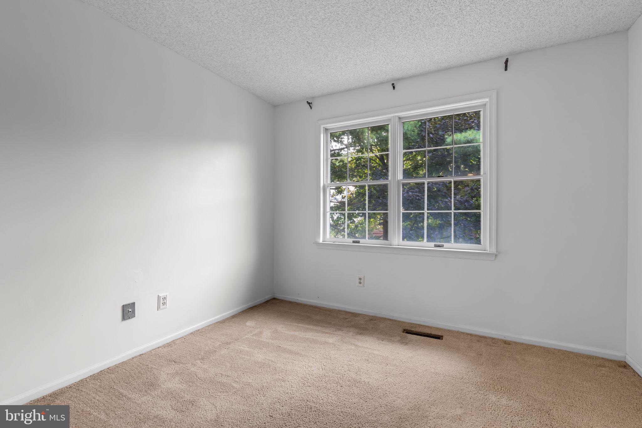 HUNT RIDGE - Residential