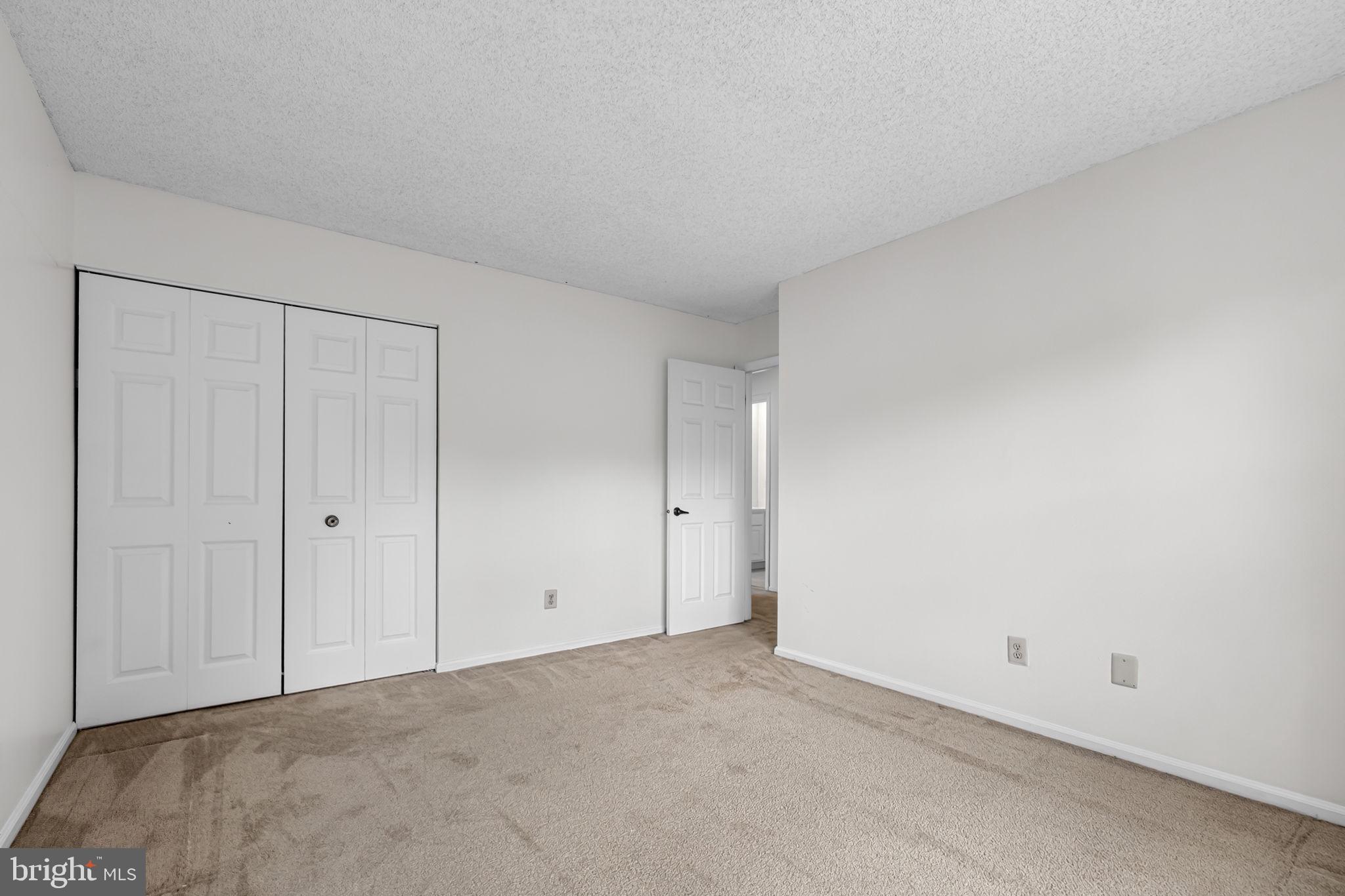 HUNT RIDGE - Residential