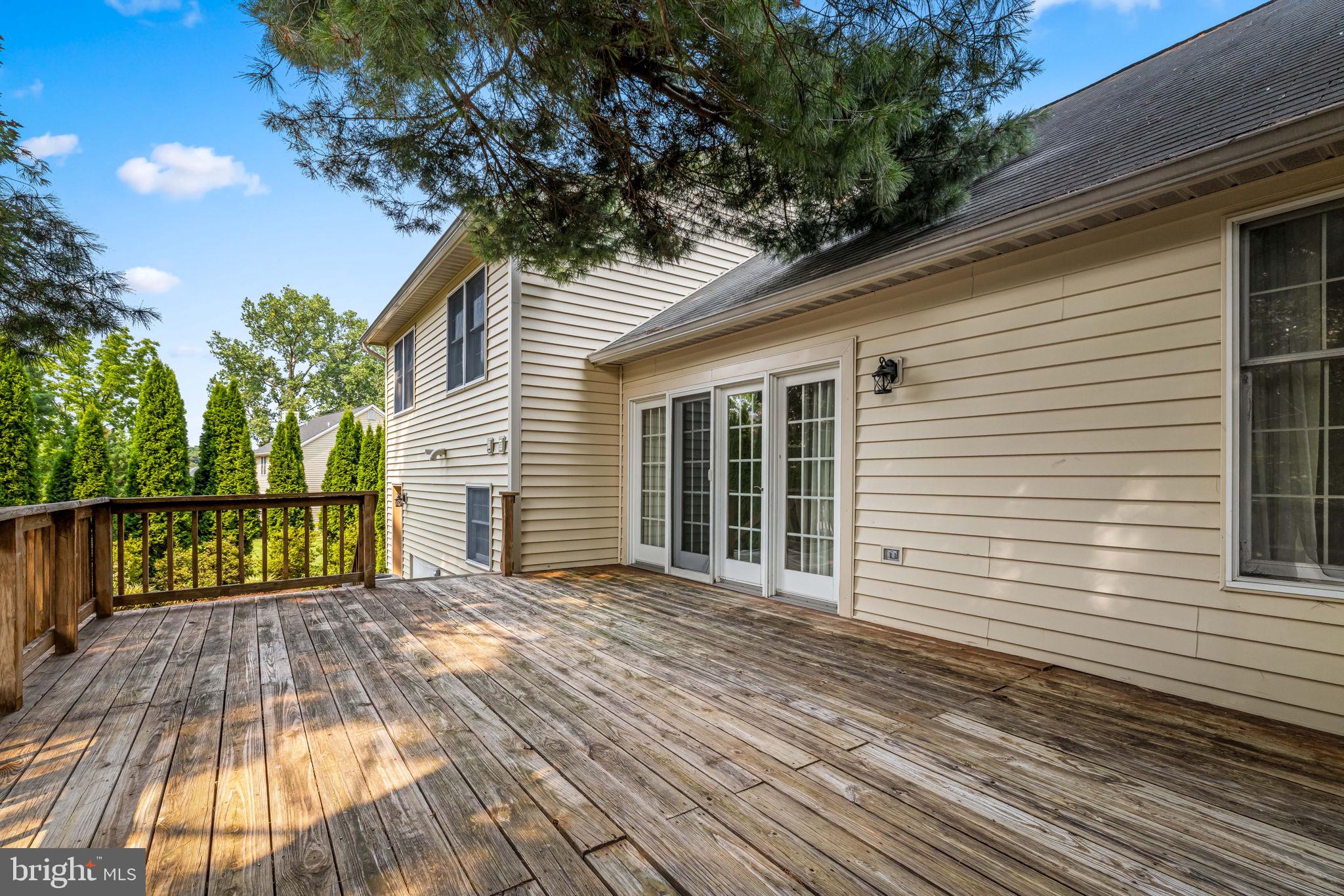 HUNT RIDGE - Residential