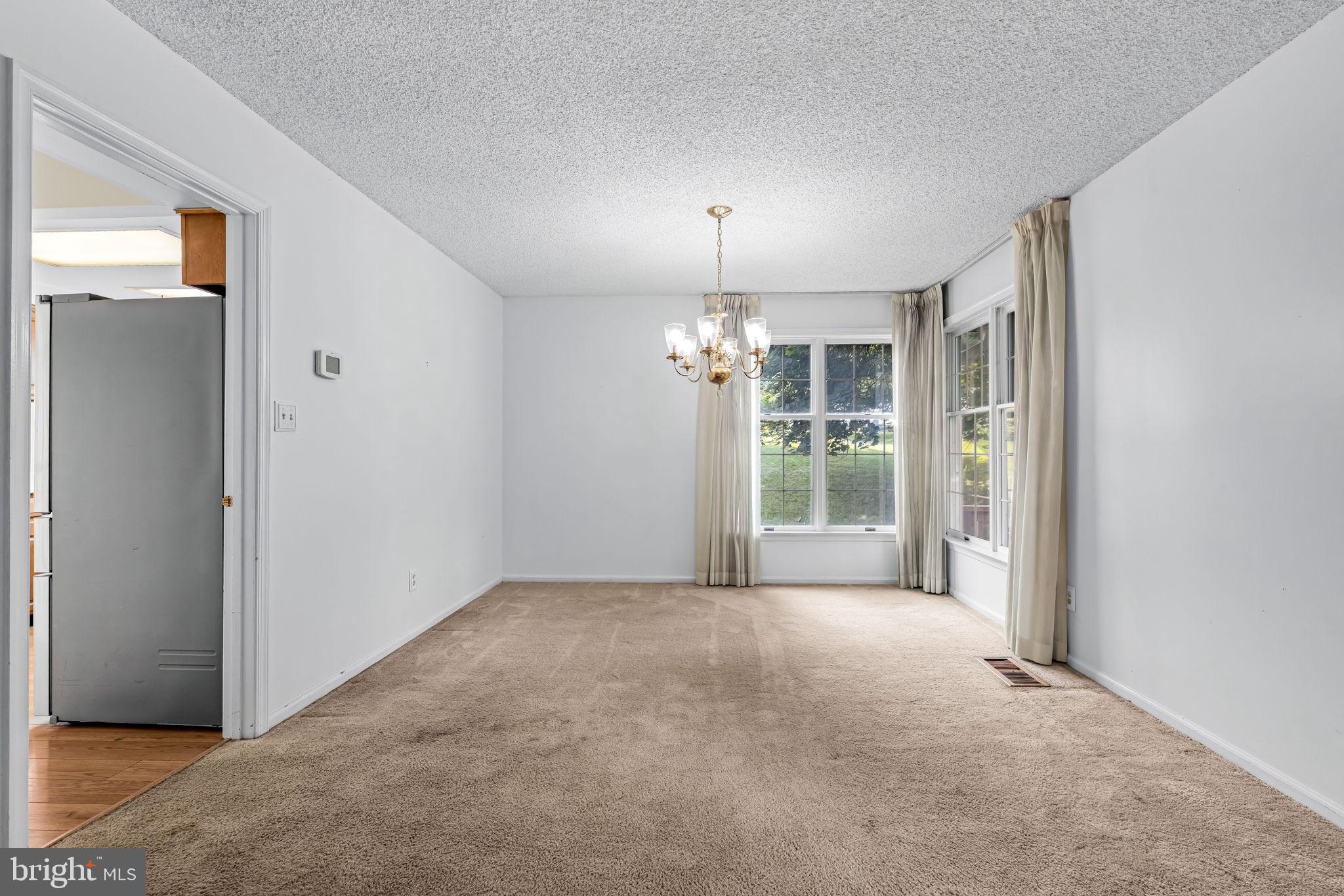 HUNT RIDGE - Residential