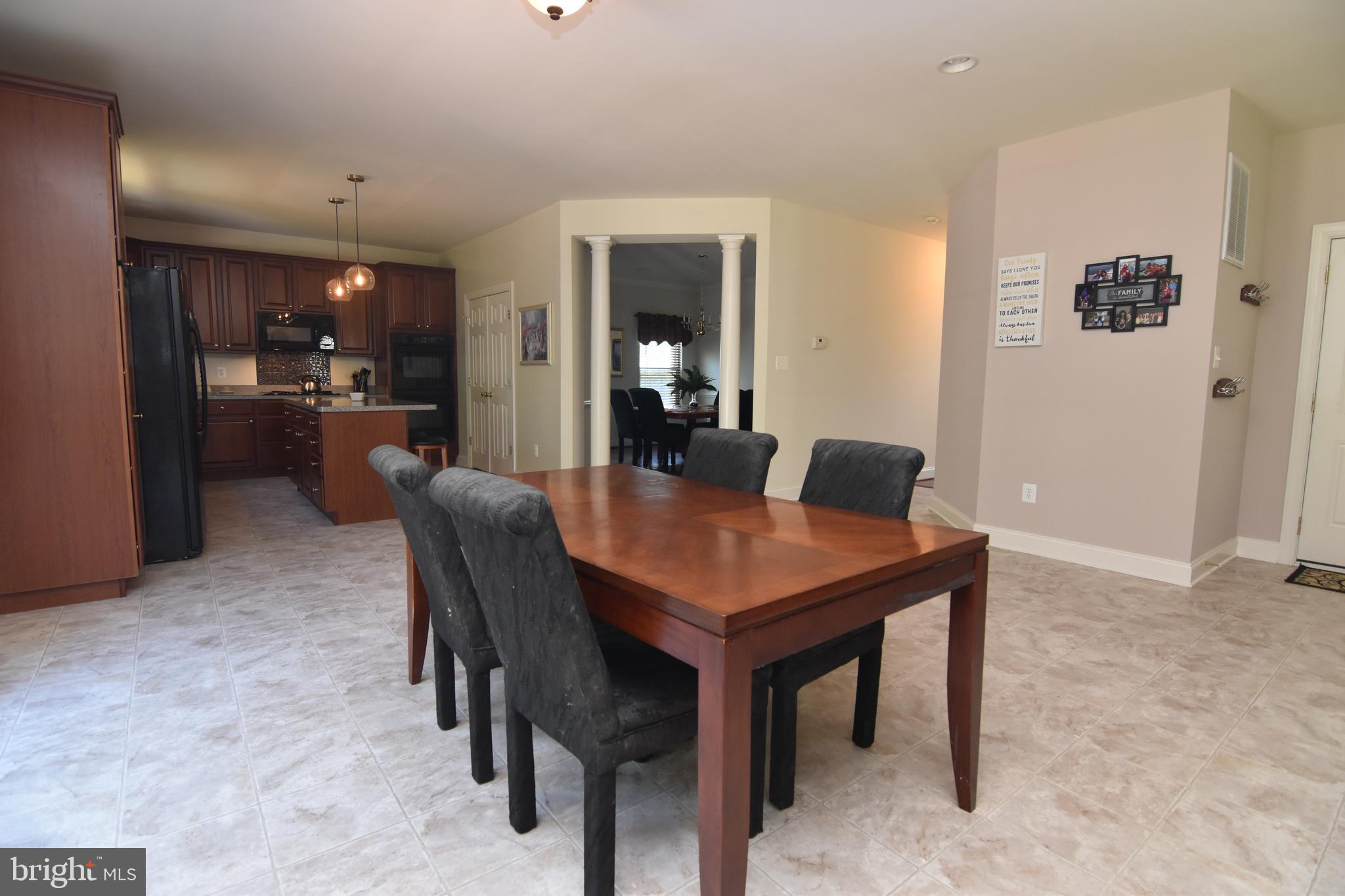PEMBROOKE - Residential