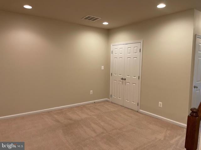RIVER OAKS-BROOKFIELD CO - Residential Lease