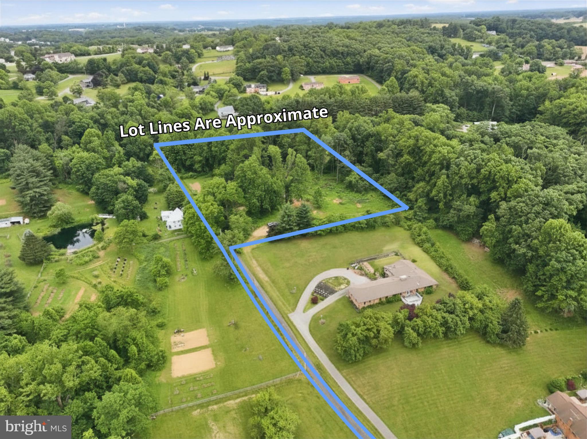 WESTCHESTER HILLS - Land