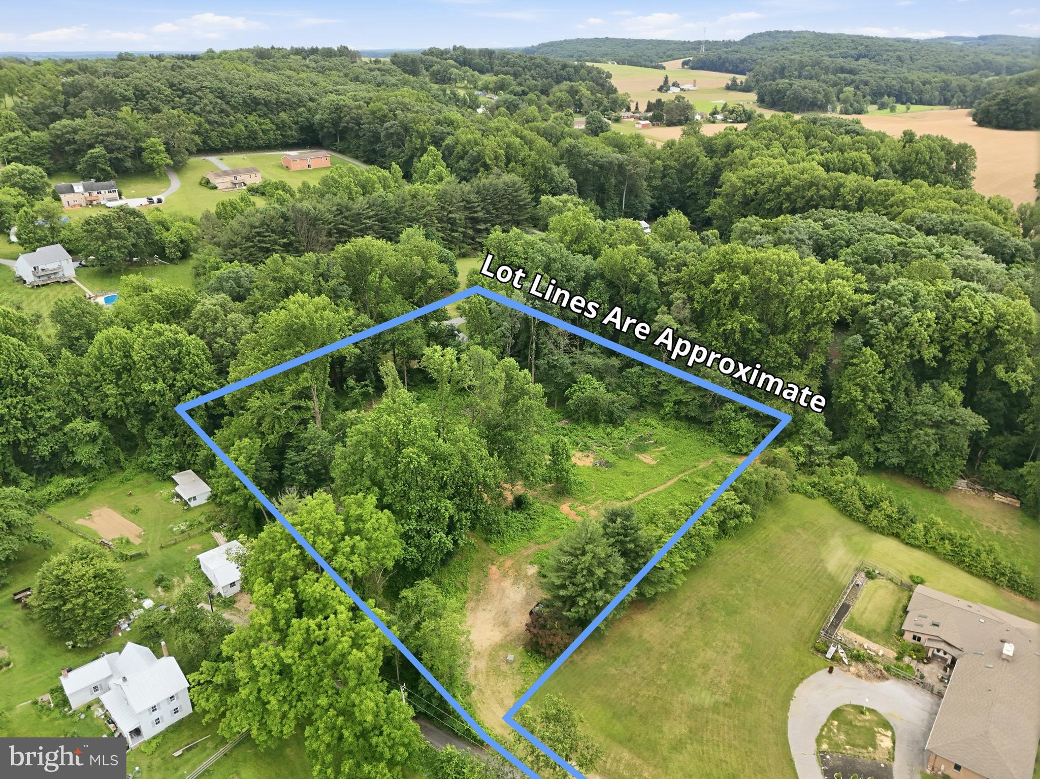 WESTCHESTER HILLS - Land