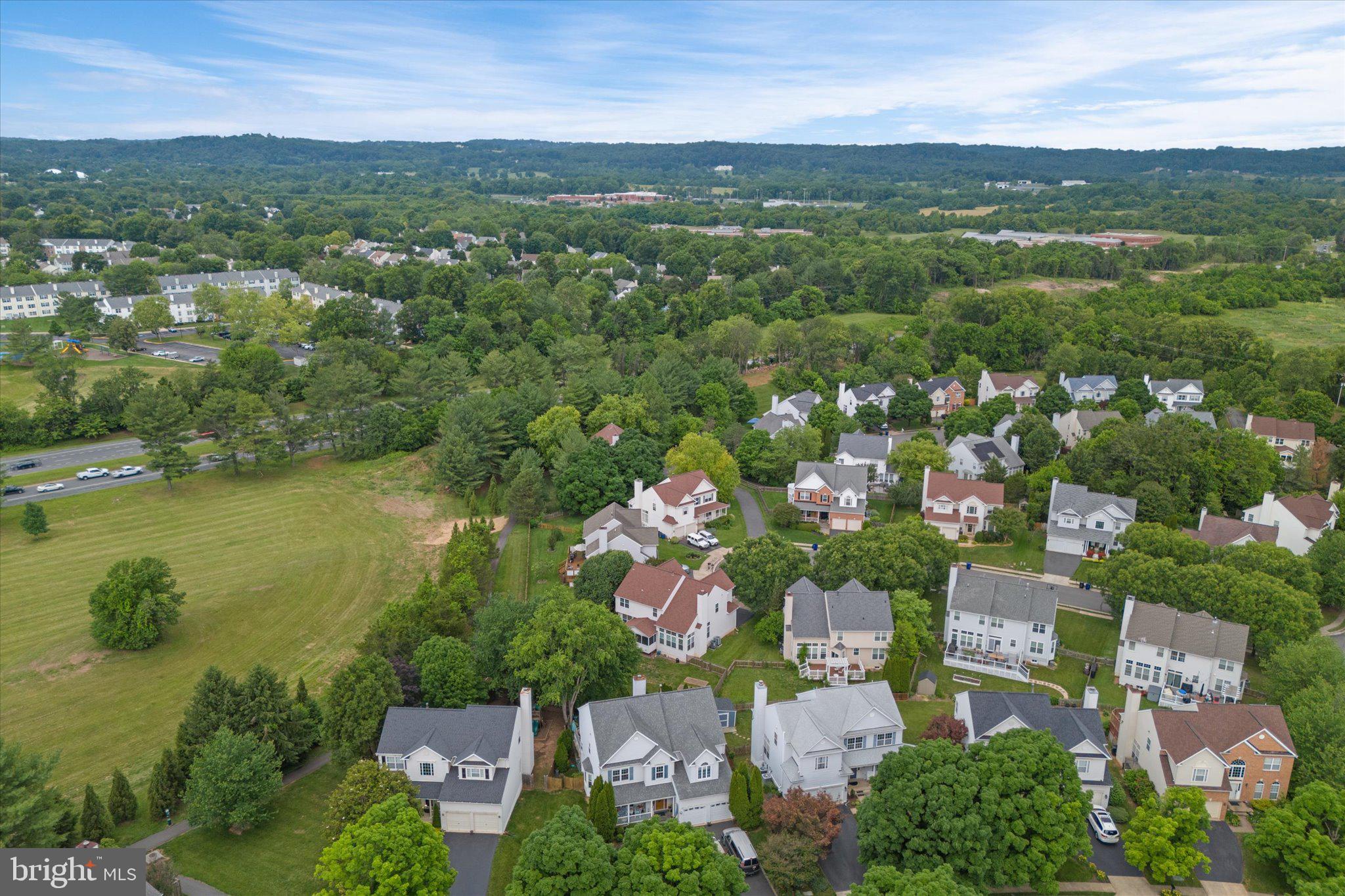 POTOMAC CROSSING - Residential