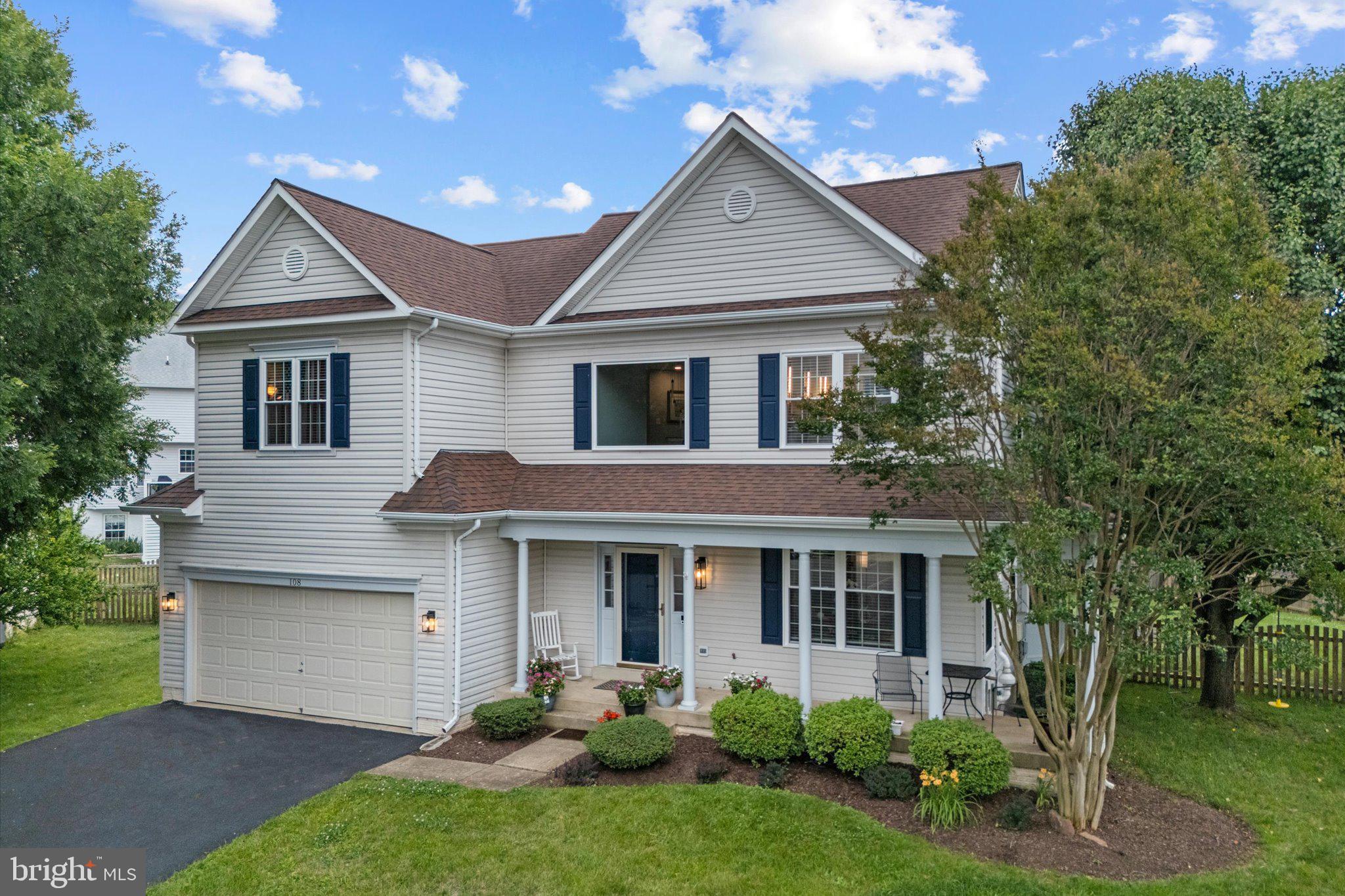 POTOMAC CROSSING - Residential
