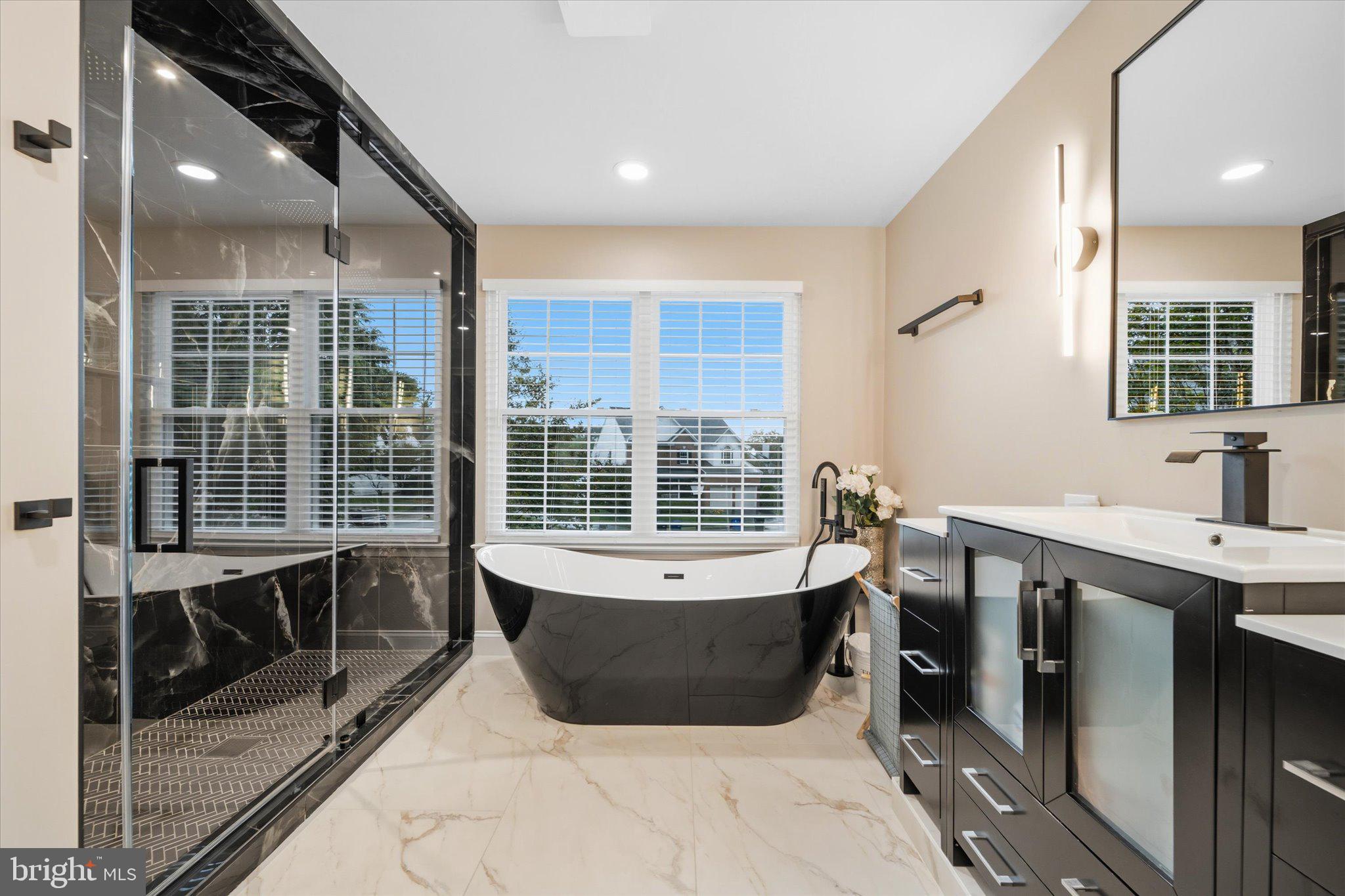 POTOMAC CROSSING - Residential