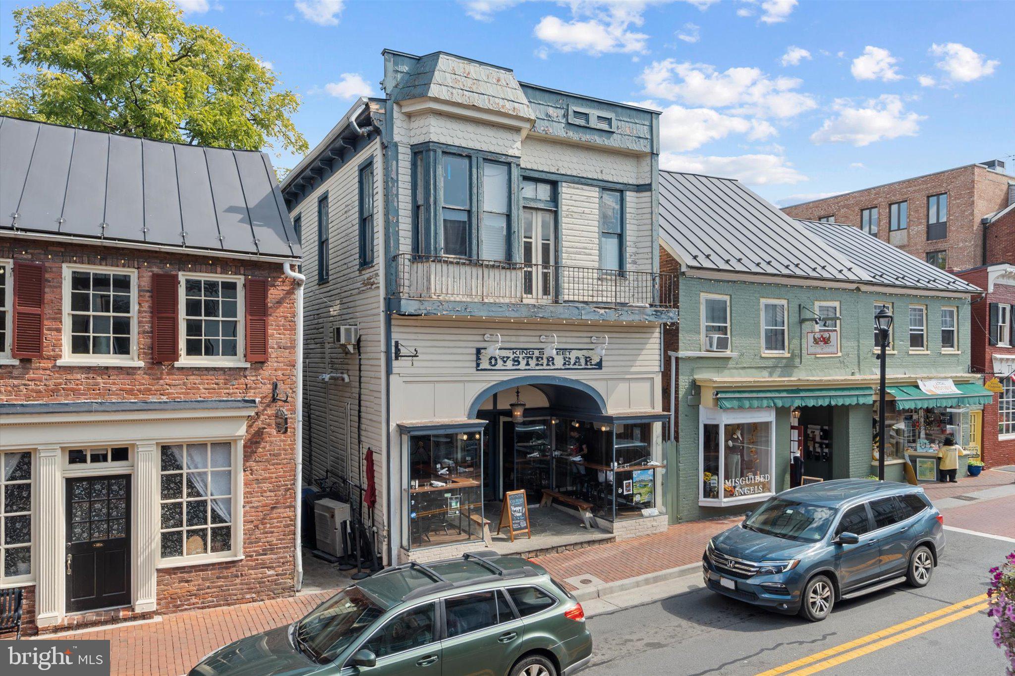 POTOMAC CROSSING - Residential