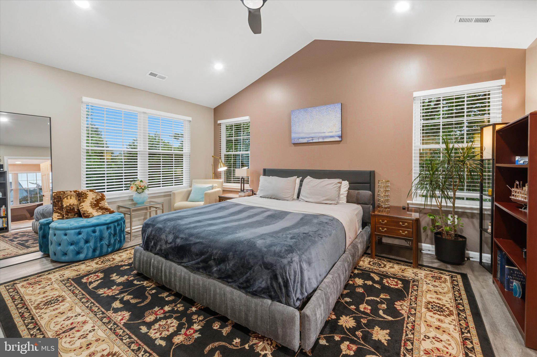 POTOMAC CROSSING - Residential