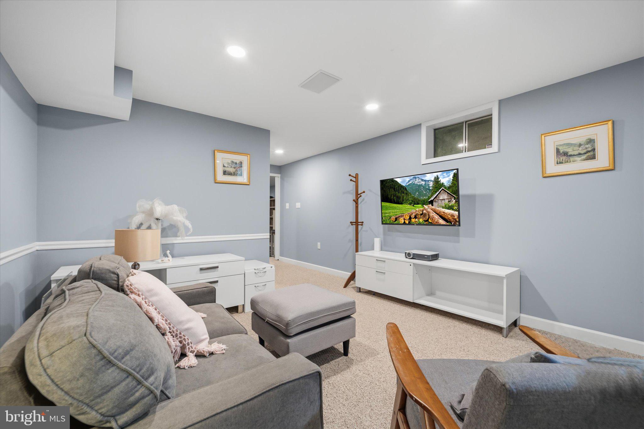 POTOMAC CROSSING - Residential