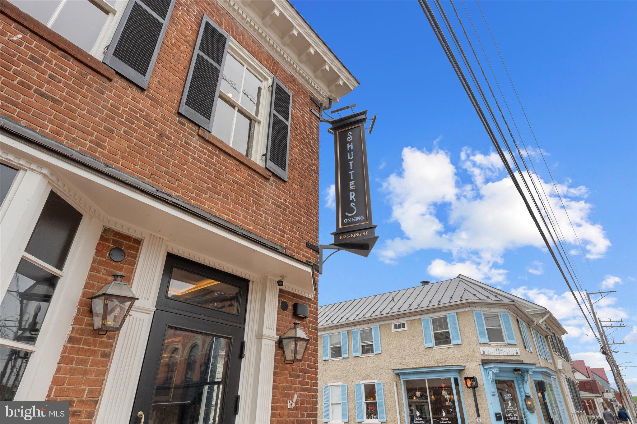 POTOMAC CROSSING - Residential