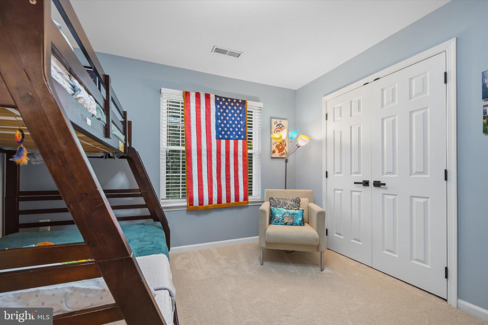 POTOMAC CROSSING - Residential