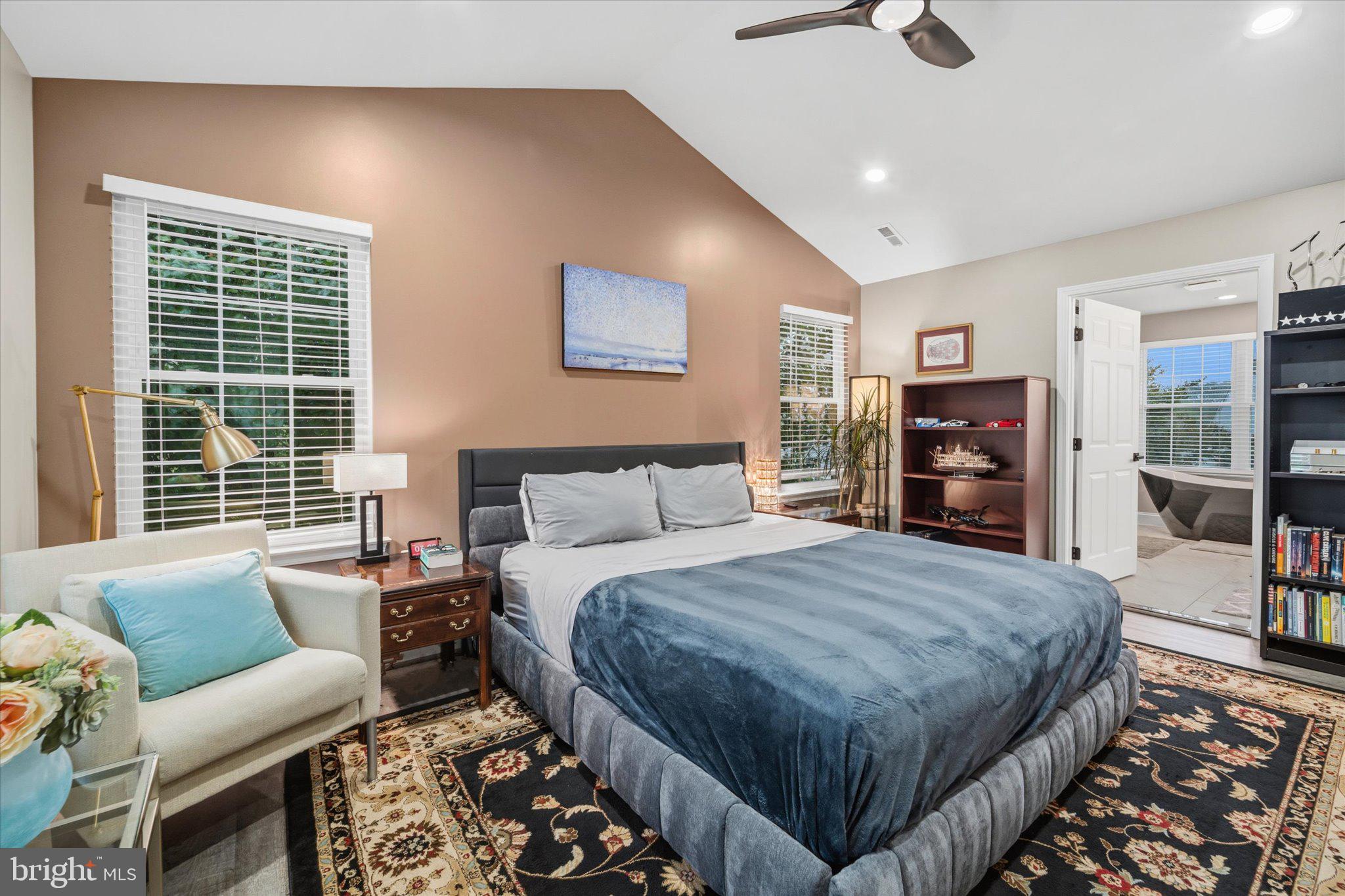 POTOMAC CROSSING - Residential