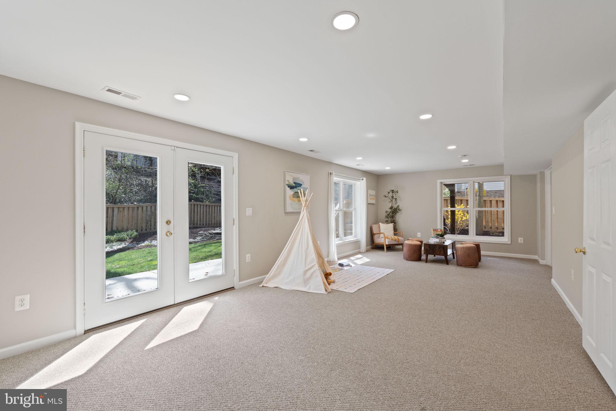 BRAMBLEWOOD - Residential