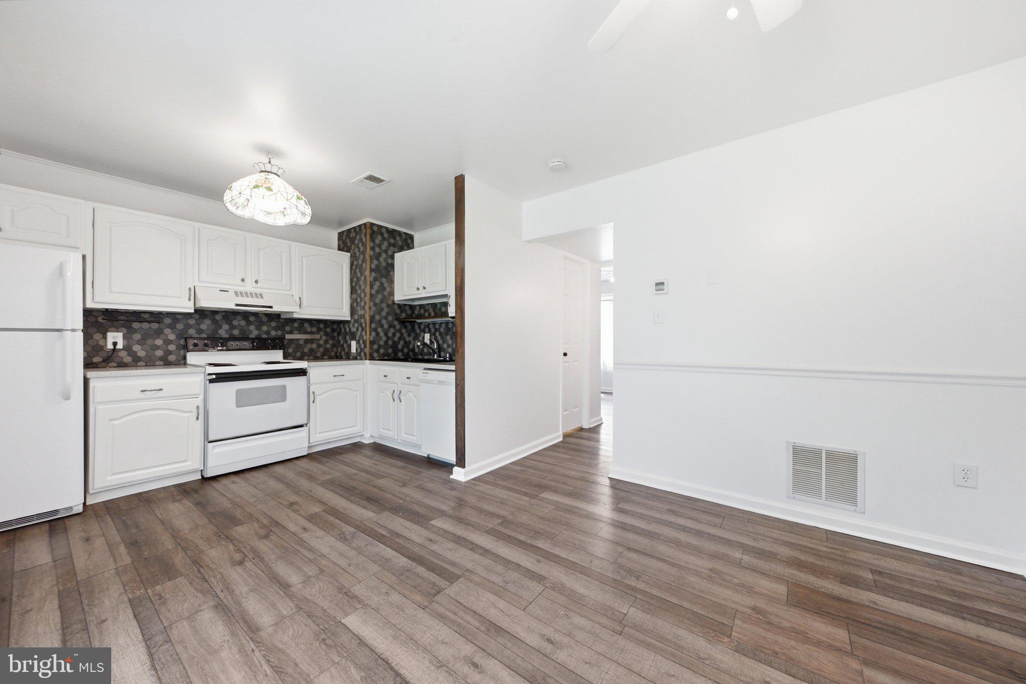 STONEGATE FARMS - Residential